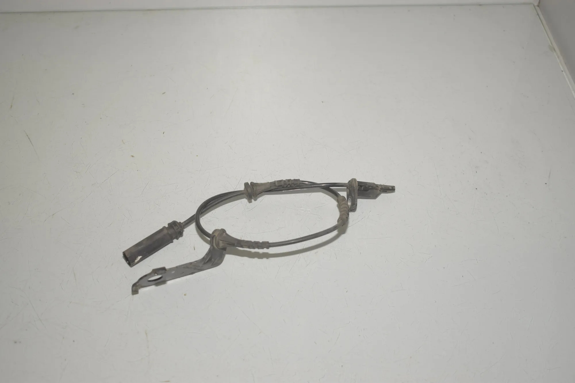 Rear Right ABS Sensor – OEM 6895882 · BMW 1 (F40) (2019 - -) (F40)118i 2020 – 2