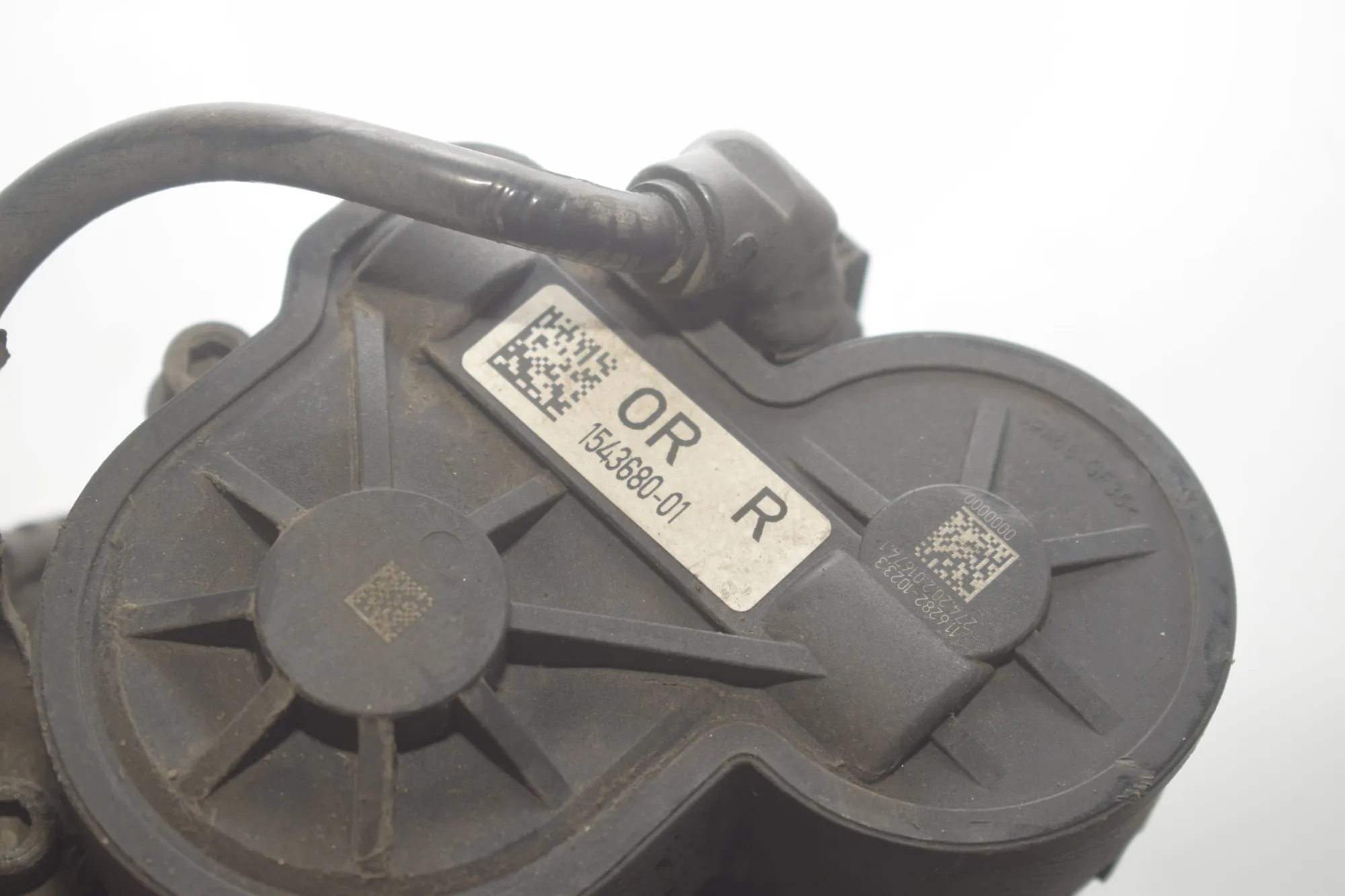 Rear Right Brake Caliper – OEM 1543680 · BMW 1 (F40) (2019 - -) (F40)118i 2020 – 4