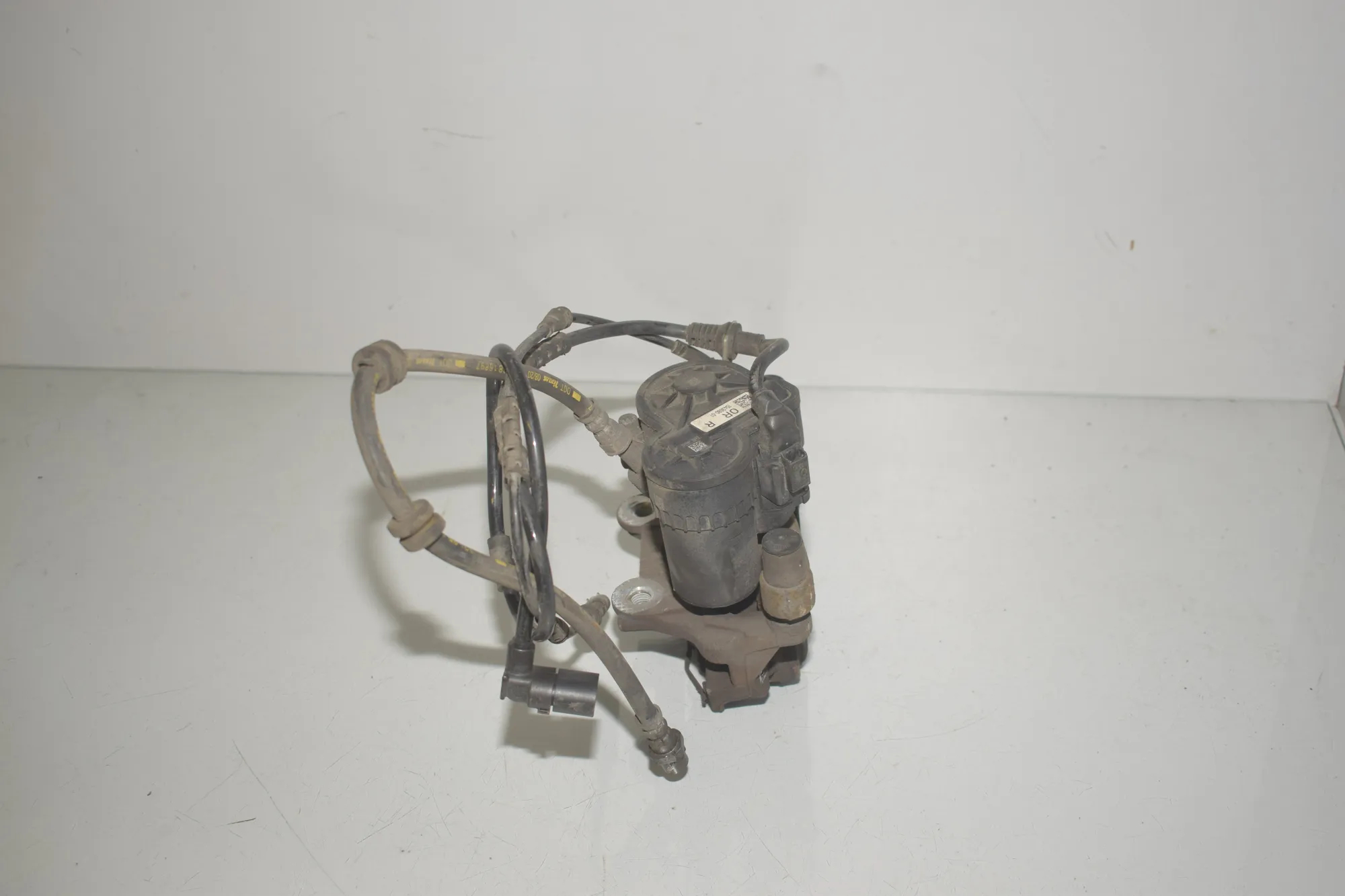 Rear Right Brake Caliper – OEM 1543680 · BMW 1 (F40) (2019 - -) (F40)118i 2020 – 2