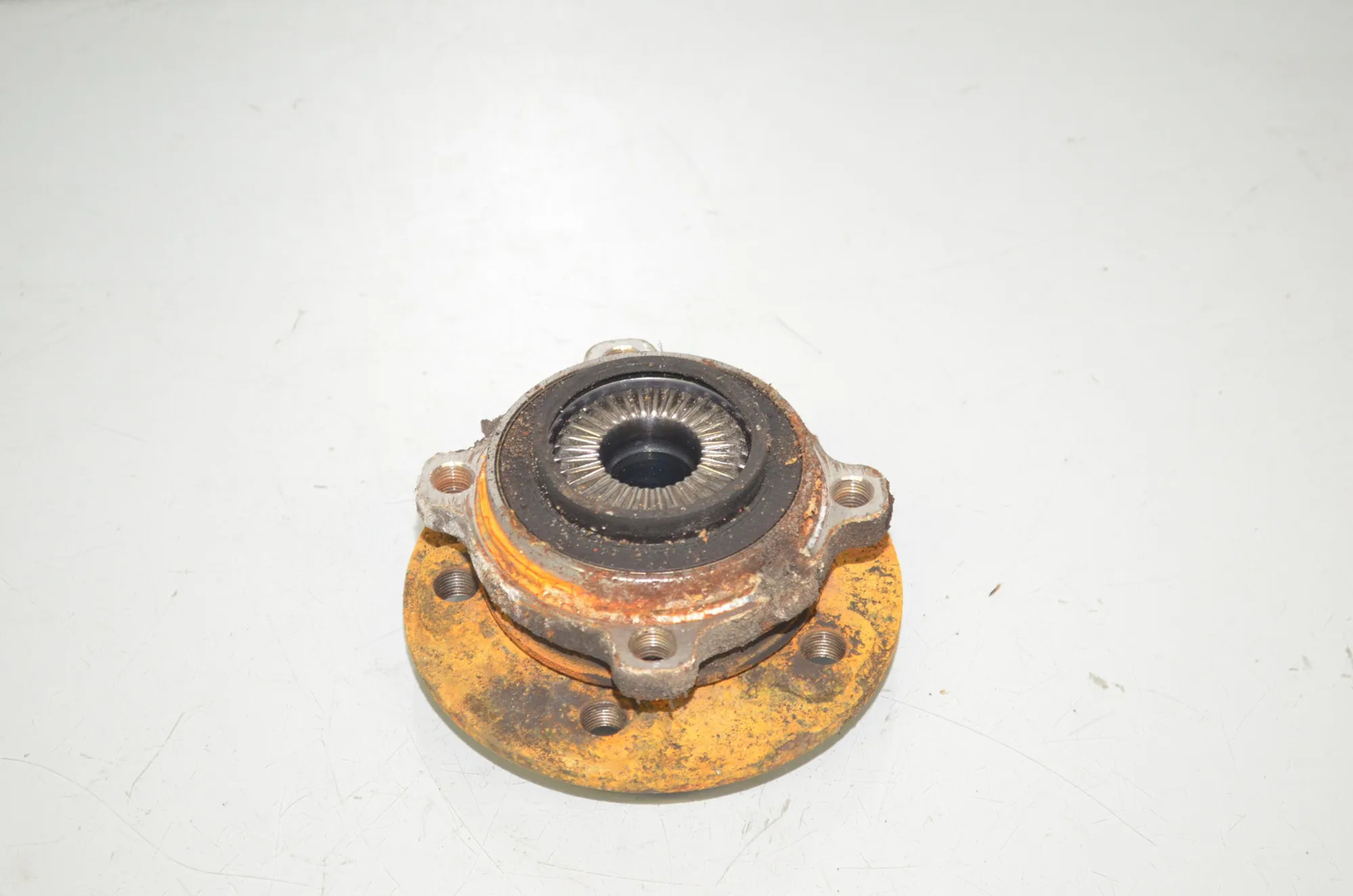 Front Right Wheel Bearing – OEM 8845775 · BMW 1 (F40) (2019 - -) (F40)118i 2020 – 4