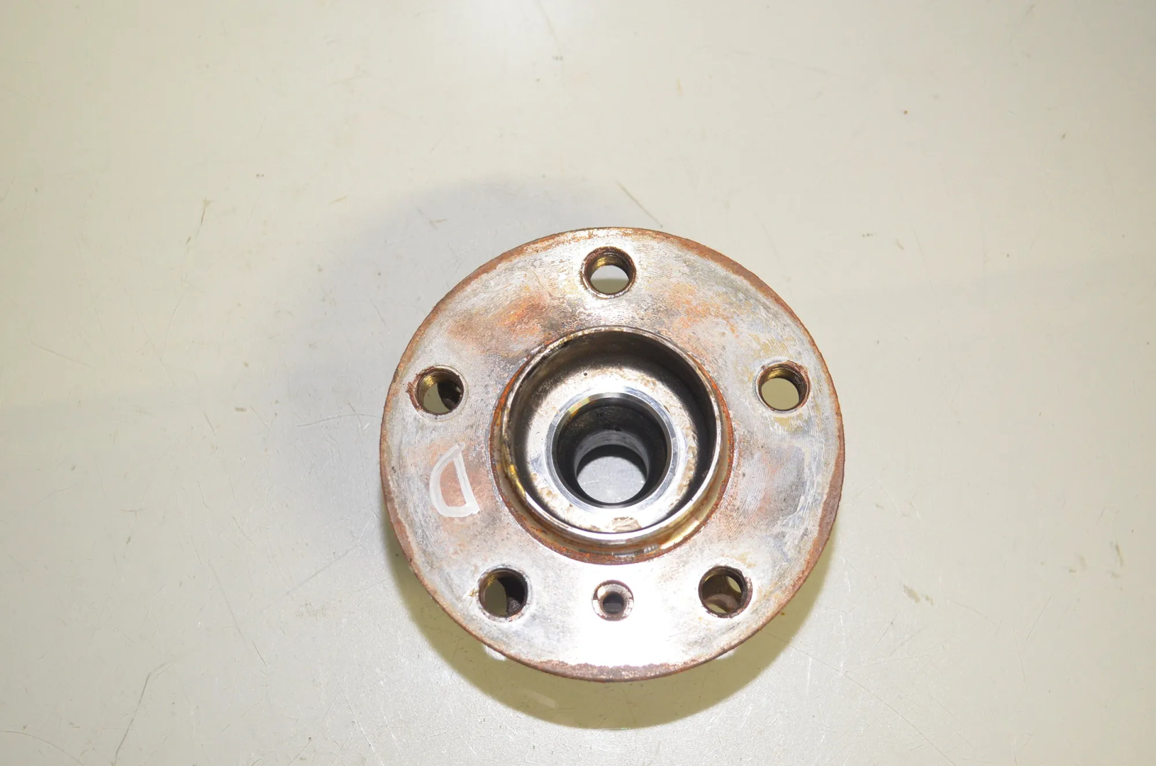 Front Right Wheel Bearing – OEM 8845775 · BMW 1 (F40) (2019 - -) (F40)118i 2020
