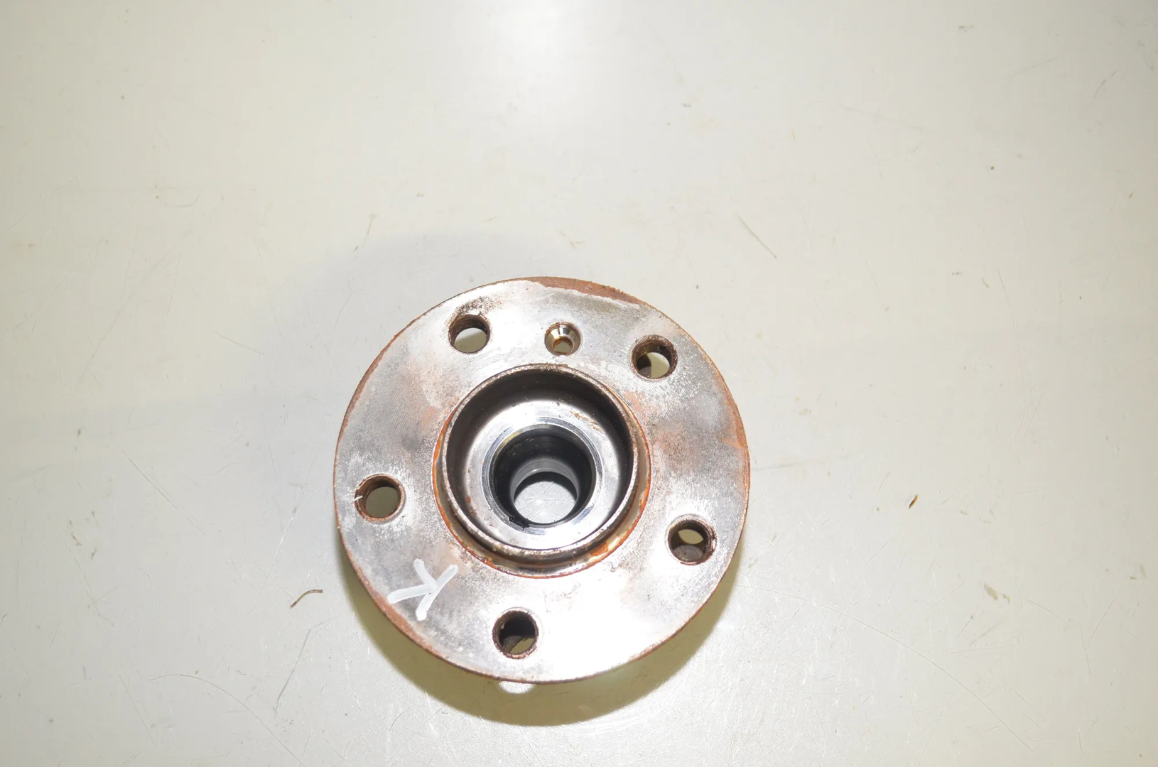 Front Left Wheel Bearing – OEM 8845775 · BMW 1 (F40) (2019 - -) (F40)118i 2020