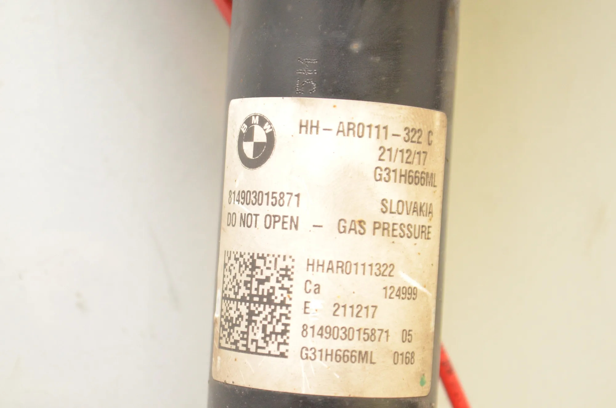 Rear Left Shock Absorber – OEM 6882827 · BMW 5 Touring (G31) (2017 - -) M 550 d xDrive 2018 – 5