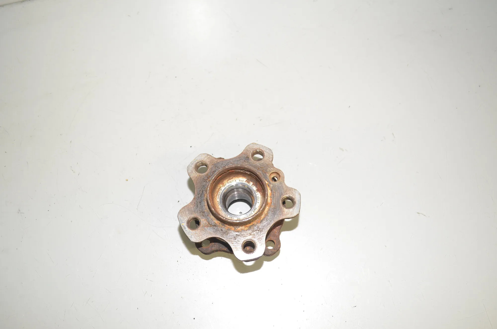 Rear Left Wheel Bearing – OEM 6899175 · BMW 5 Touring (G31) (2017 - -) M 550 d xDrive 2018 – 3
