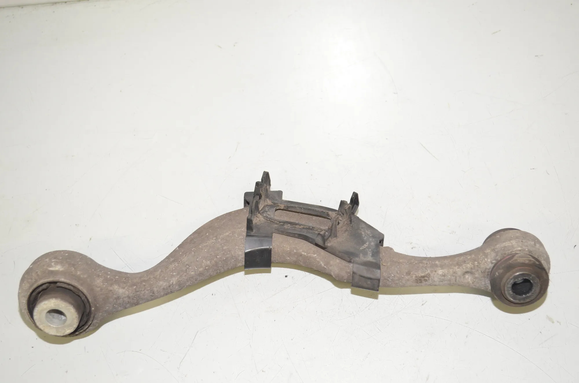 Rear Left Control Arm – OEM 6861119 · BMW 5 Touring (G31) (2017 - -) M 550 d xDrive 2018 – 4