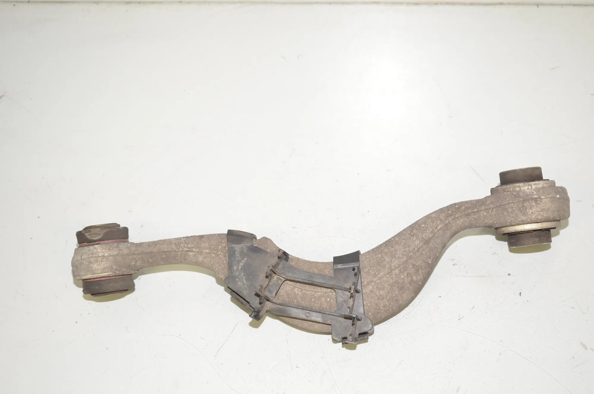 Rear Left Control Arm – OEM 6861119 · BMW 5 Touring (G31) (2017 - -) M 550 d xDrive 2018 – 3