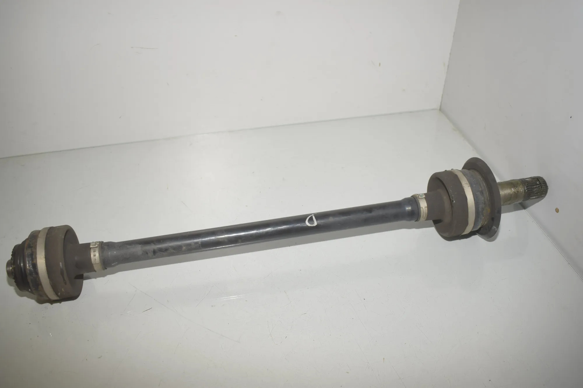 Rear Right Driveshaft – OEM 8664658 · BMW 5 Touring (G31) (2017 - -) M 550 d xDrive 2018 – 4