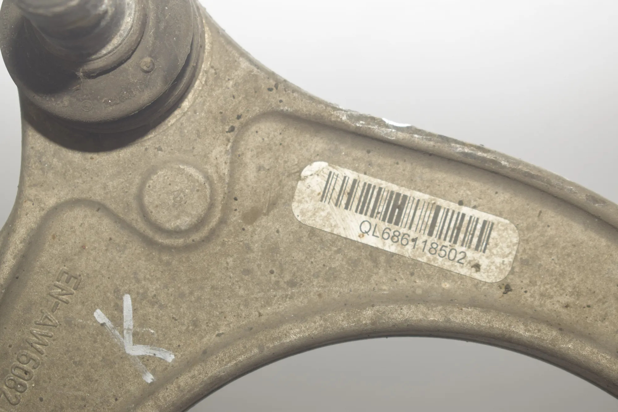 Front Left Upper Control Arm – OEM 6861185 · BMW 5 Touring (G31) (2017 - -) M 550 d xDrive 2018 – 4