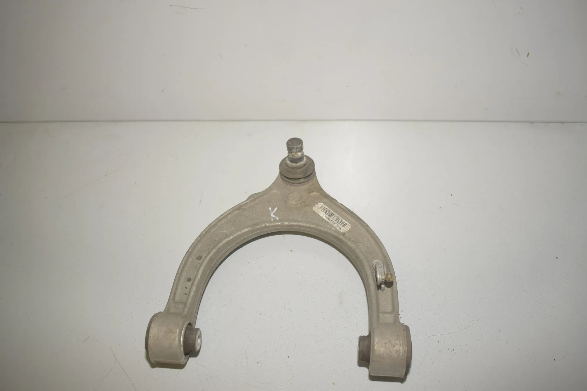 Front Left Upper Control Arm – OEM 6861185 · BMW 5 Touring (G31) (2017 - -) M 550 d xDrive 2018 – 2