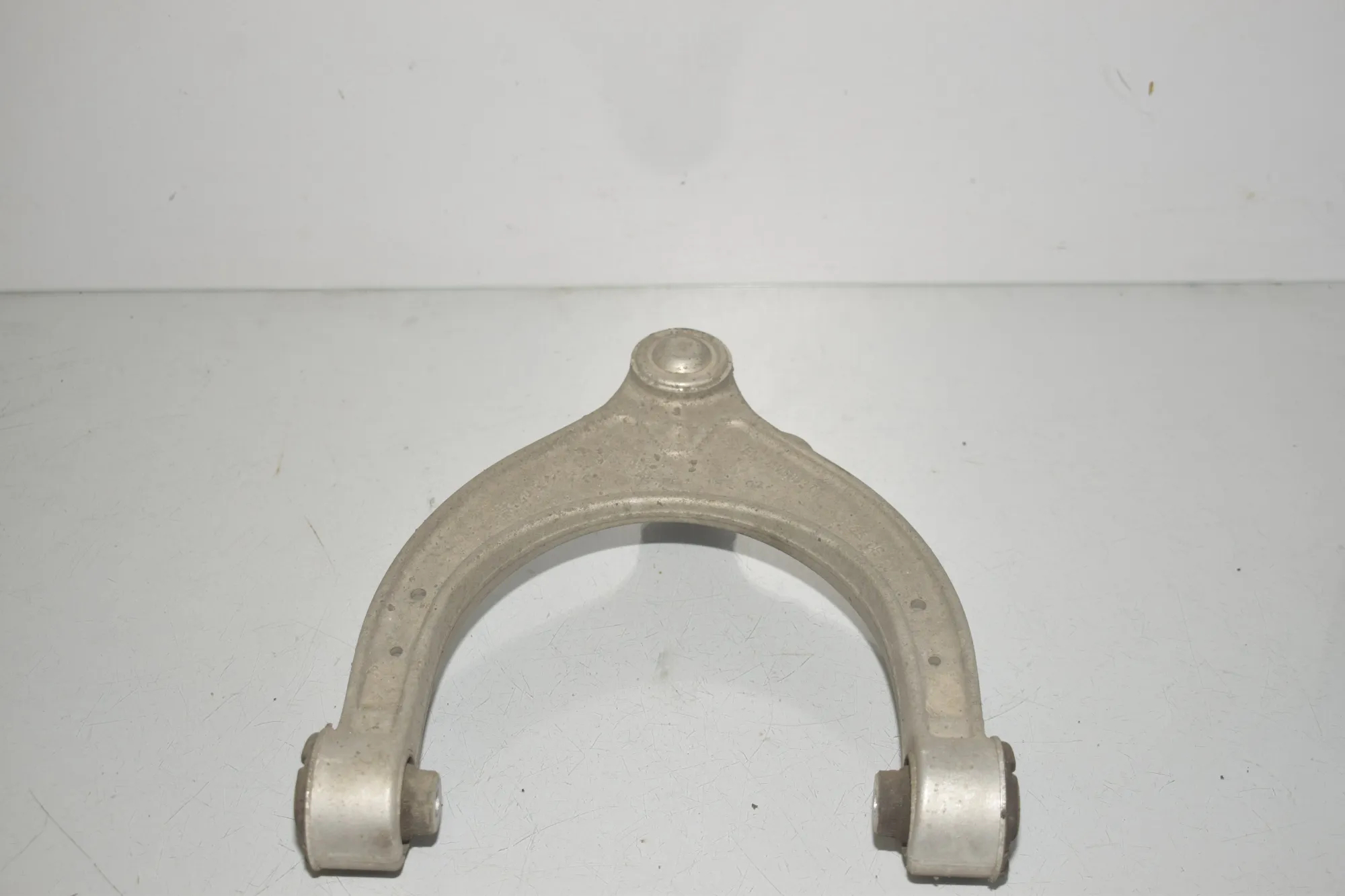 Front Right Upper Control Arm – OEM 6861185 · BMW 5 Touring (G31) (2017 - -) M 550 d xDrive 2018 – 3