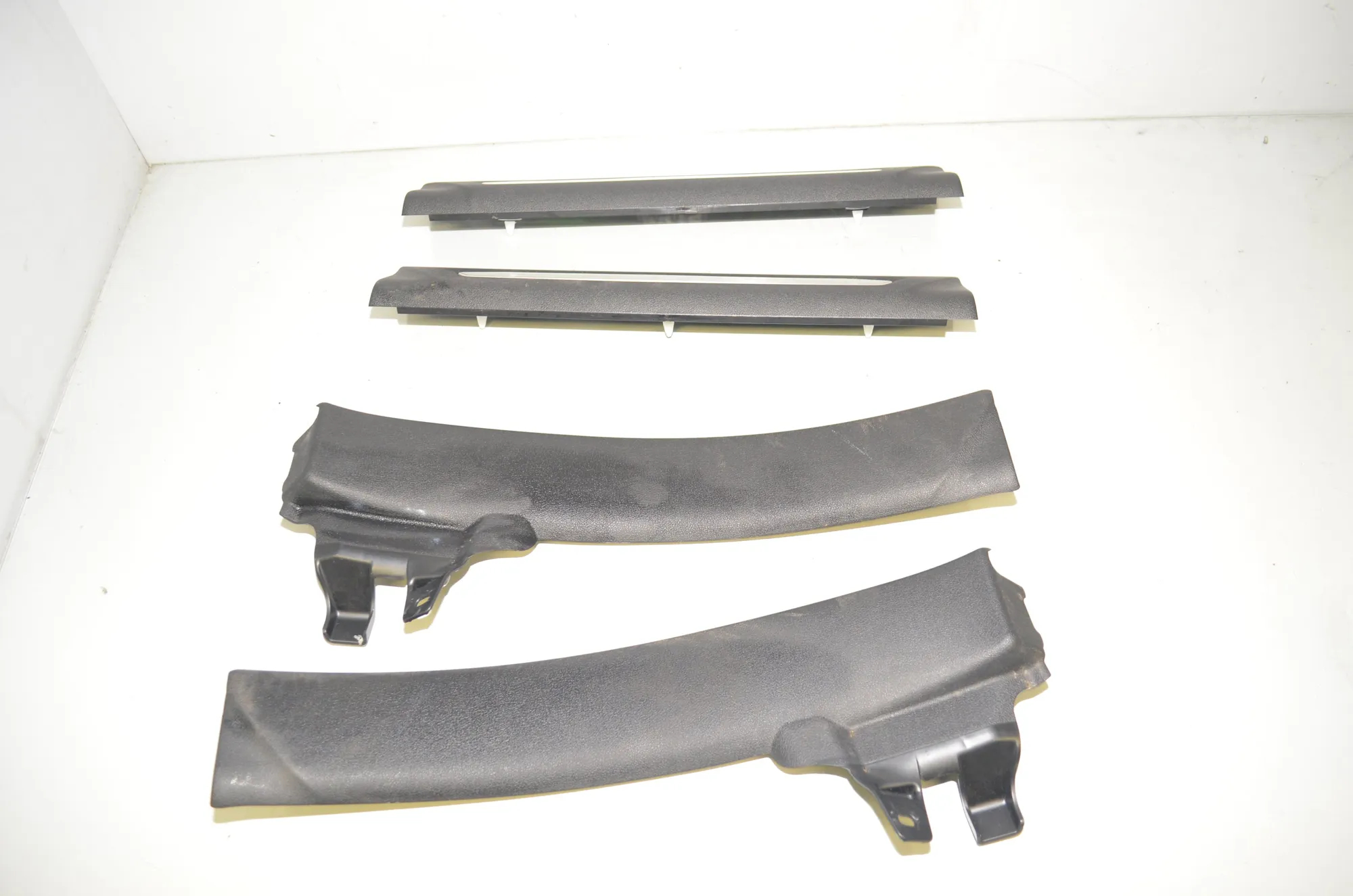 Door Sill Trim Kit – OEM 7444942 · BMW 1 (F40) (2019 - -) (F40)118i 2020 – 2