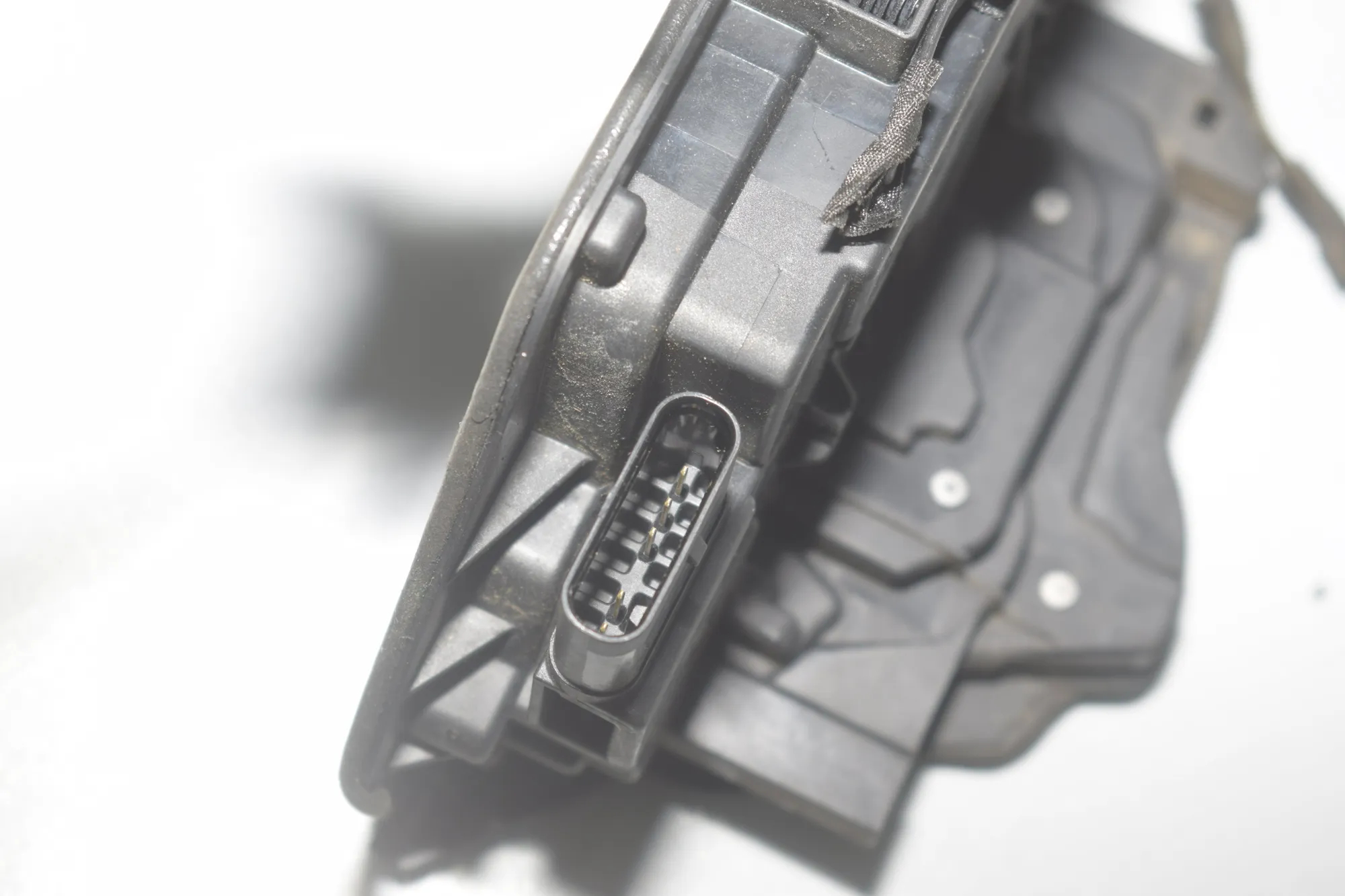 Front Right Door Lock – OEM 7956142 · BMW 1 (F40) (2019 - -) (F40)118i 2020 – 3