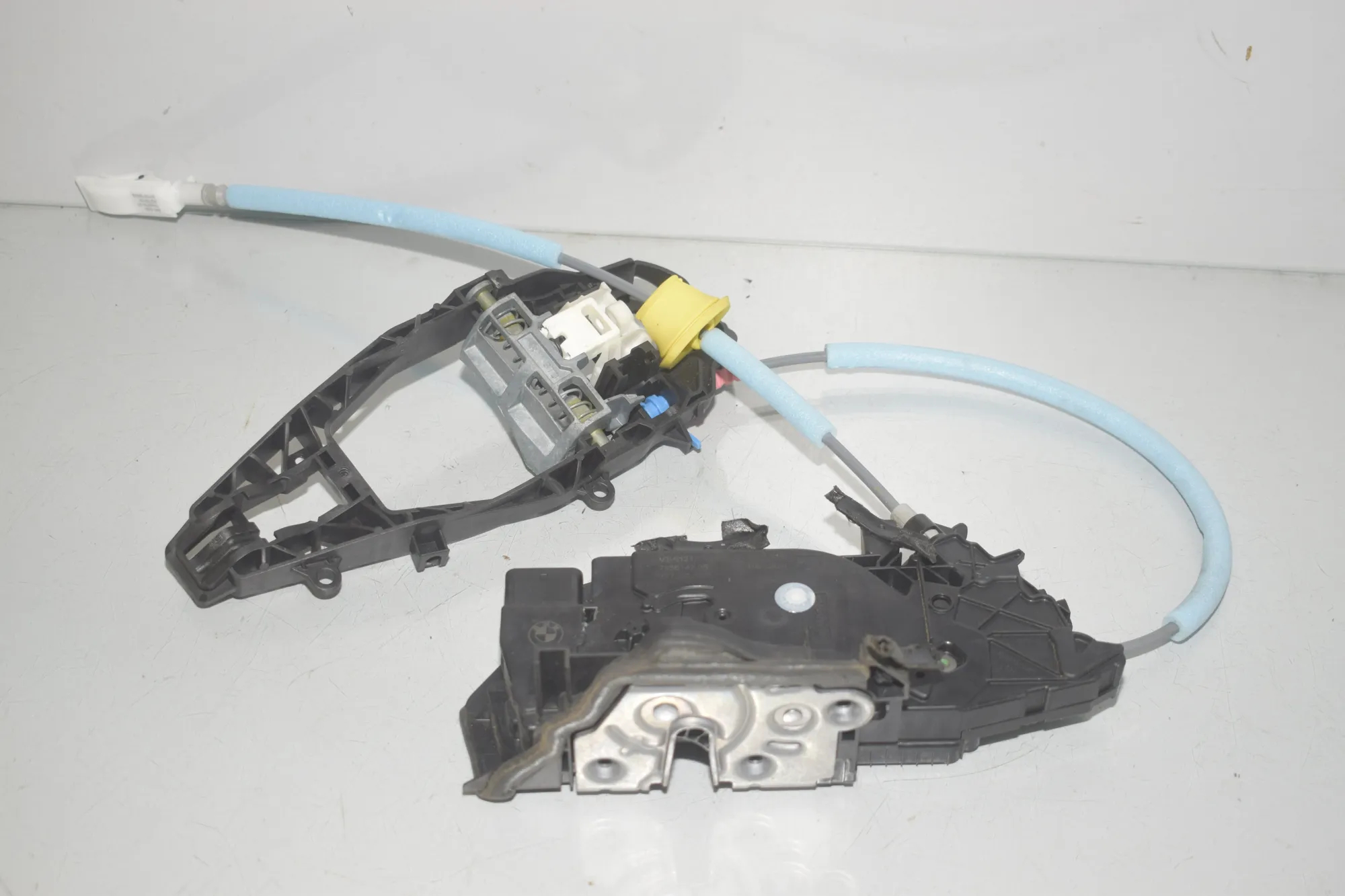 Front Right Door Lock – OEM 7956142 · BMW 1 (F40) (2019 - -) (F40)118i 2020