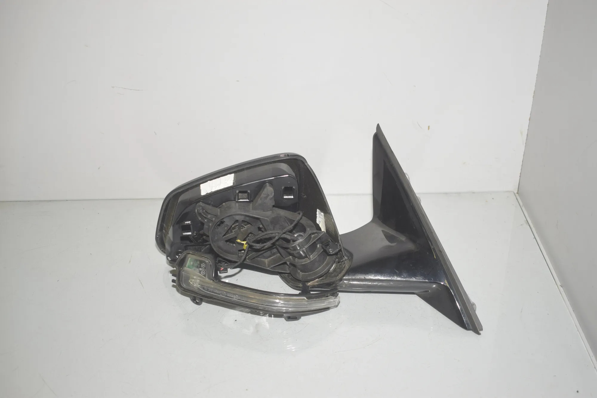 Right Side Wing Mirror – OEM 9448490 · BMW 1 (F40) (2019 - -) (F40)118i 2020 – 3