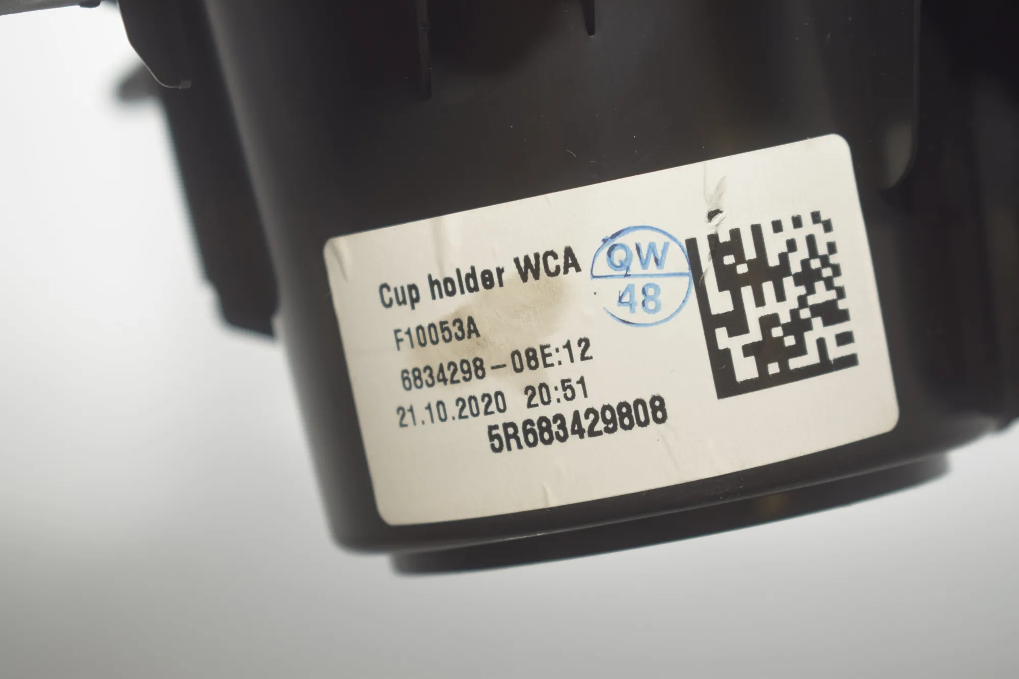 Cup Holder – OEM 6834298 · BMW 1 (F40) (2019 - -) (F40)118i 2020 – 5