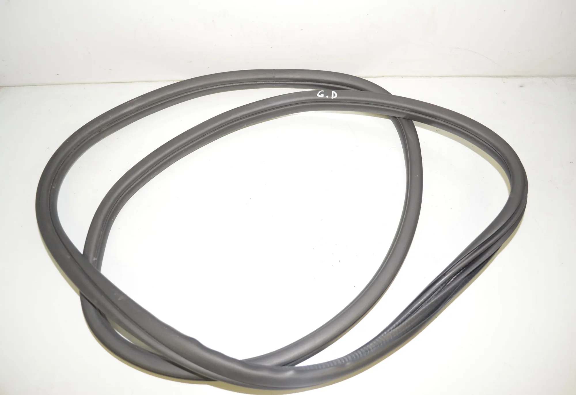 Rear Right Door Seal Rubber – OEM 9880689 · BMW 1 (F40) (2019 - -) (F40)118i 2020