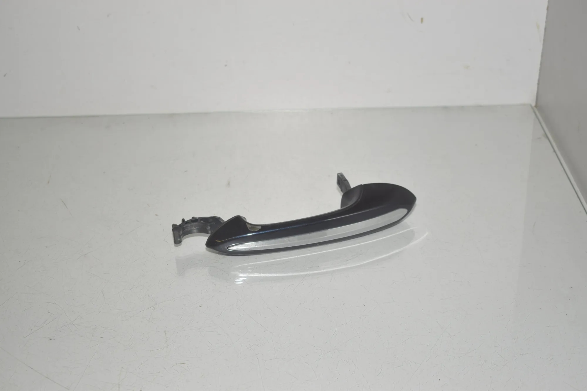 Front Right Door Exterior Handle – OEM 9491466 · BMW 5 Touring (G31) (2017 - -) M 550 d xDrive 2018 – 2
