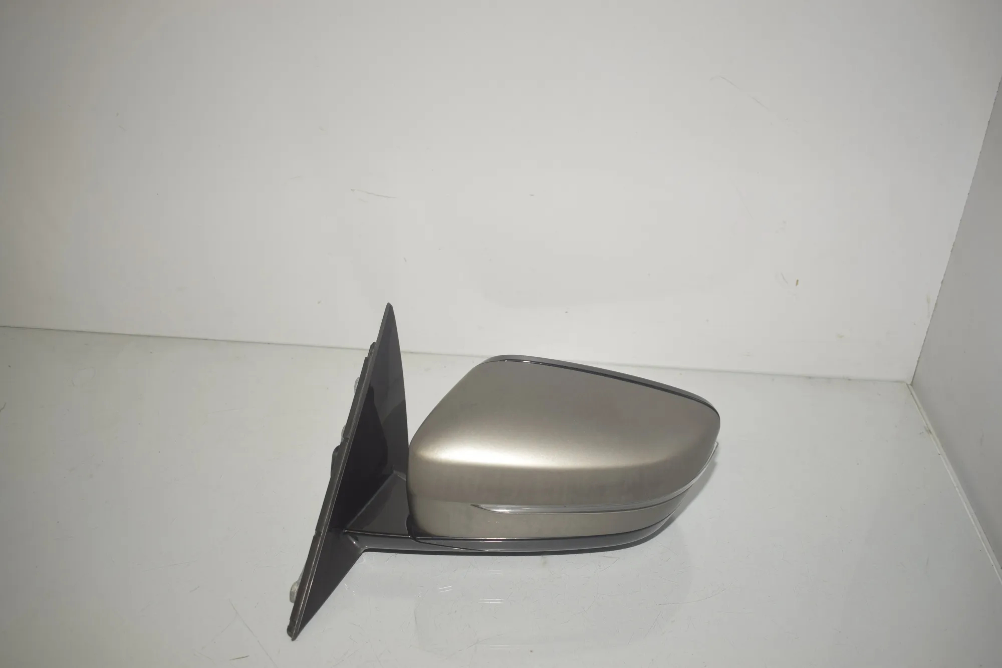 Left Side Wing Mirror – OEM 7485199 · BMW 5 Touring (G31) (2017 - -) M 550 d xDrive 2018 – 4