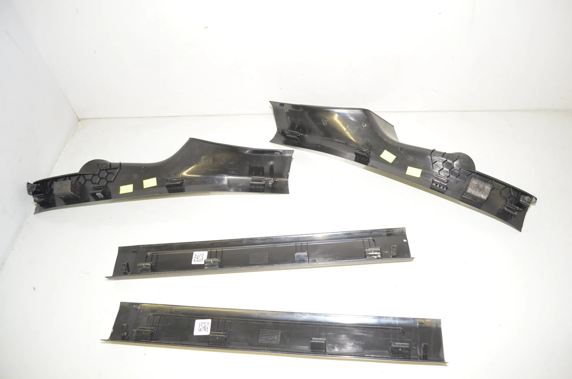 Front Right Interior Step Trim – OEM 7375727 · BMW 5 Touring (G31) (2017 - -) M 550 d xDrive 2018 – 3