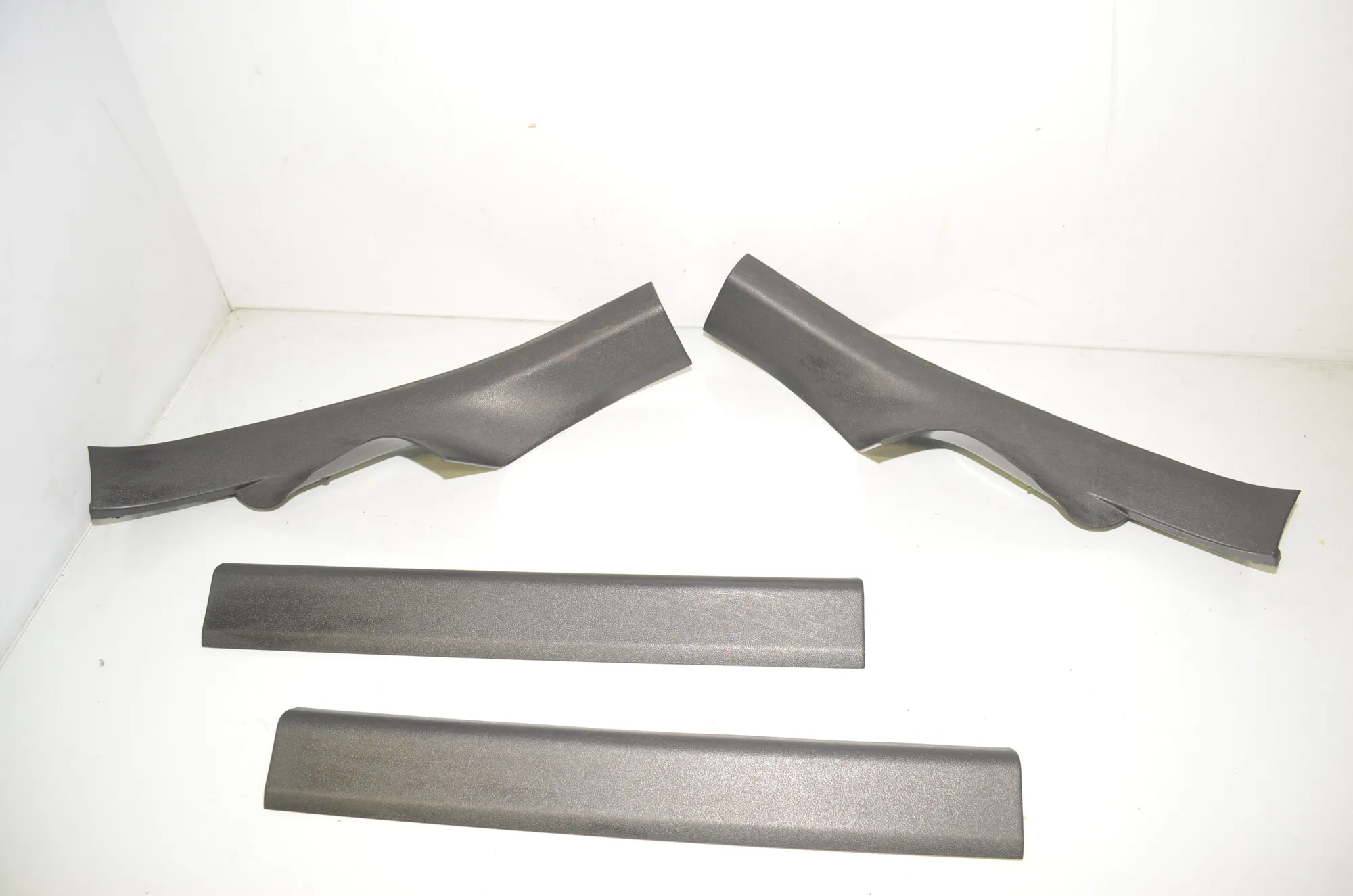 Front Right Interior Step Trim – OEM 7375727 · BMW 5 Touring (G31) (2017 - -) M 550 d xDrive 2018 – 2