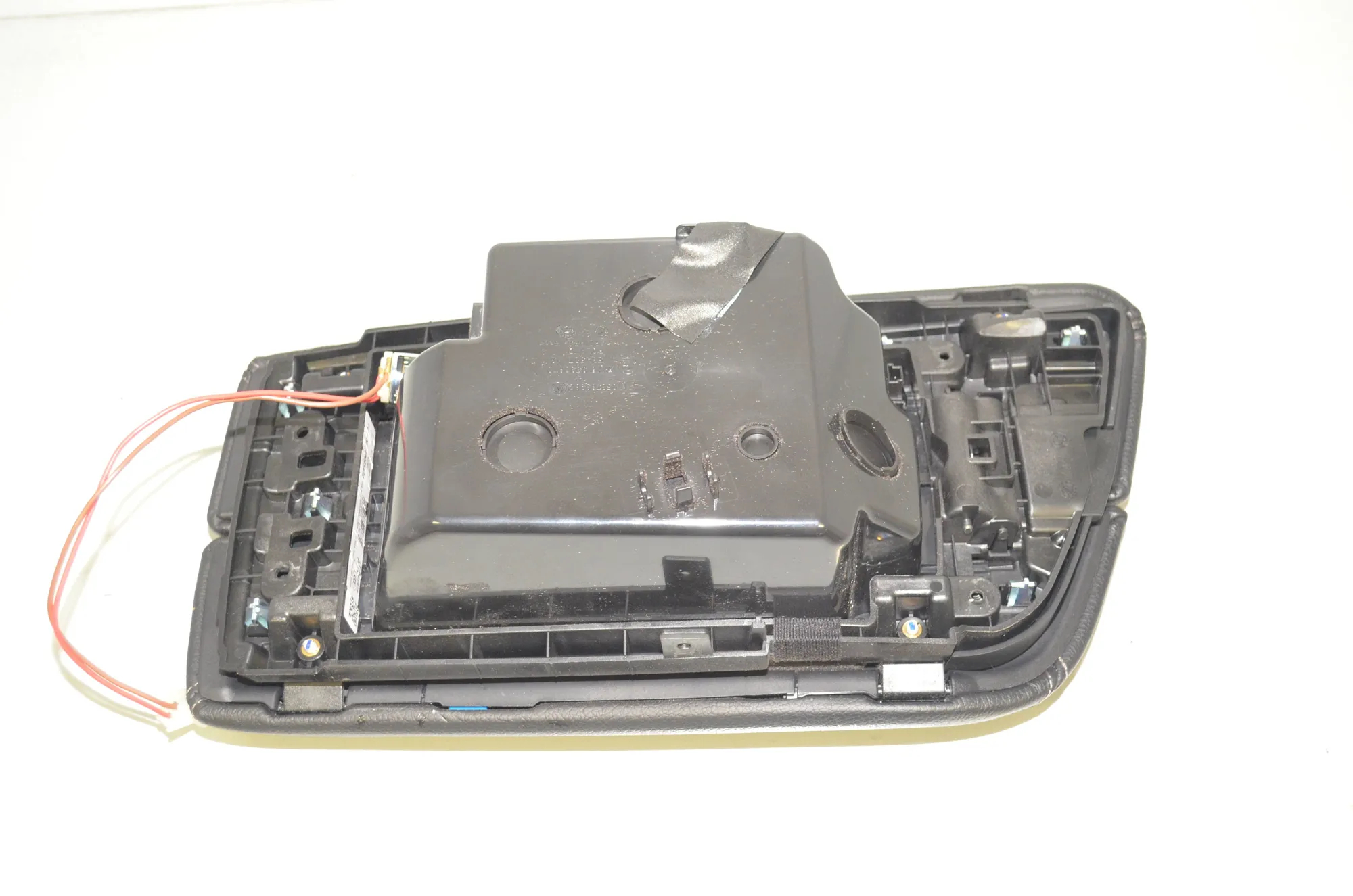 Armrest – OEM 9382234 · BMW 5 Touring (G31) (2017 - -) M 550 d xDrive 2018 – 4