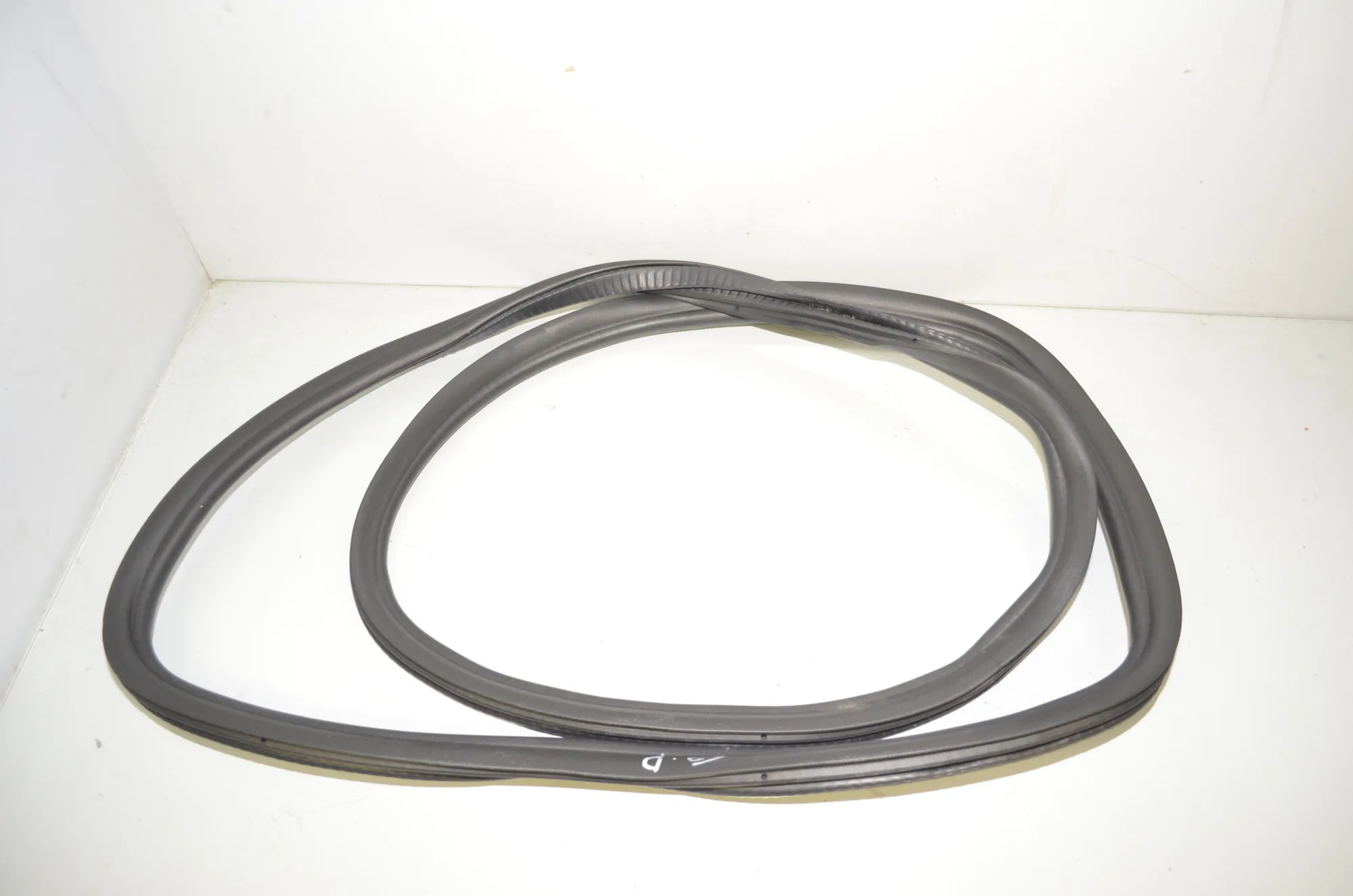 Rear Right Door Seal Rubber – OEM 7468733 · BMW 5 Touring (G31) (2017 - -) M 550 d xDrive 2018 – 2