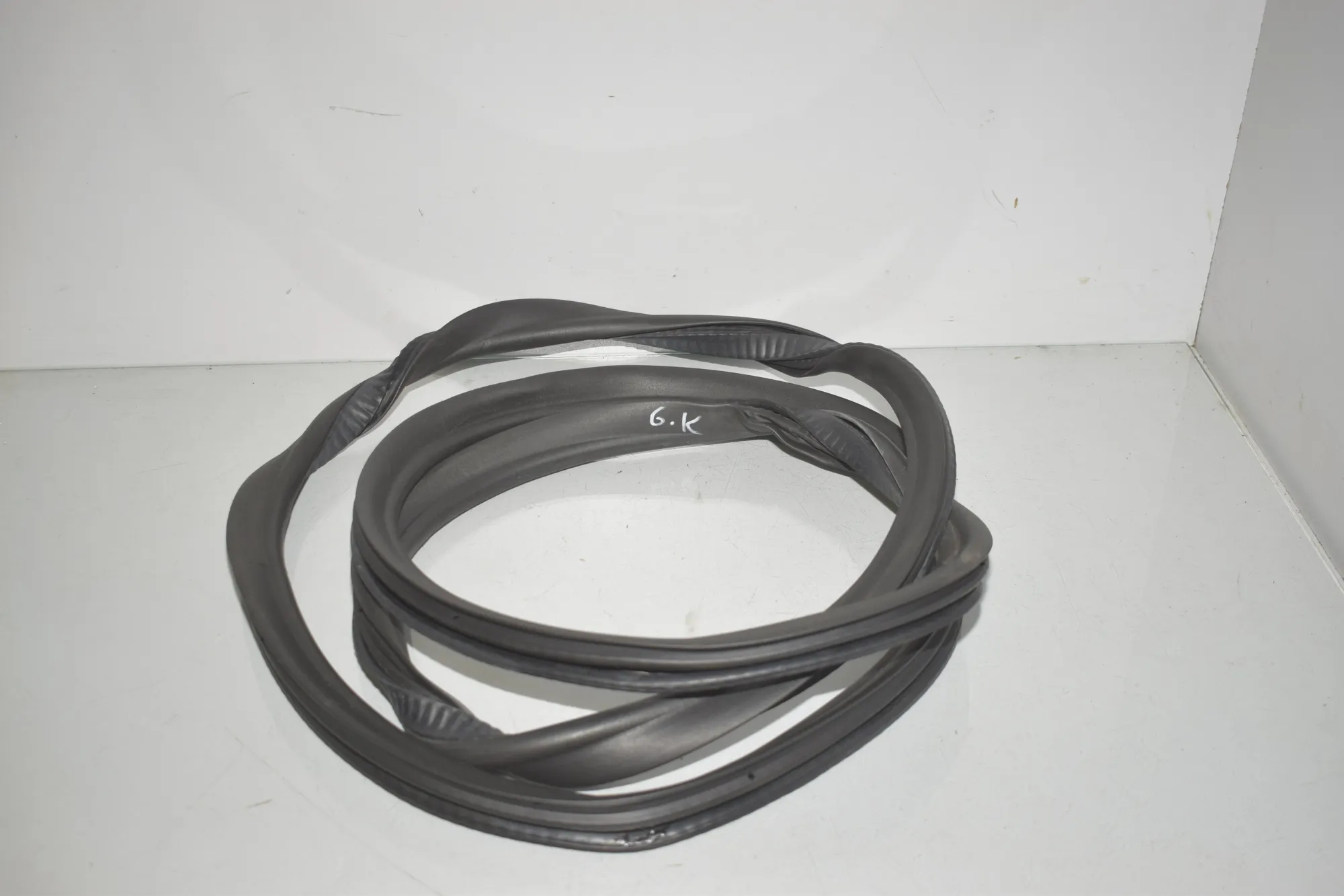 Rear Left Door Seal Rubber – OEM 7468733 · BMW 5 Touring (G31) (2017 - -) M 550 d xDrive 2018