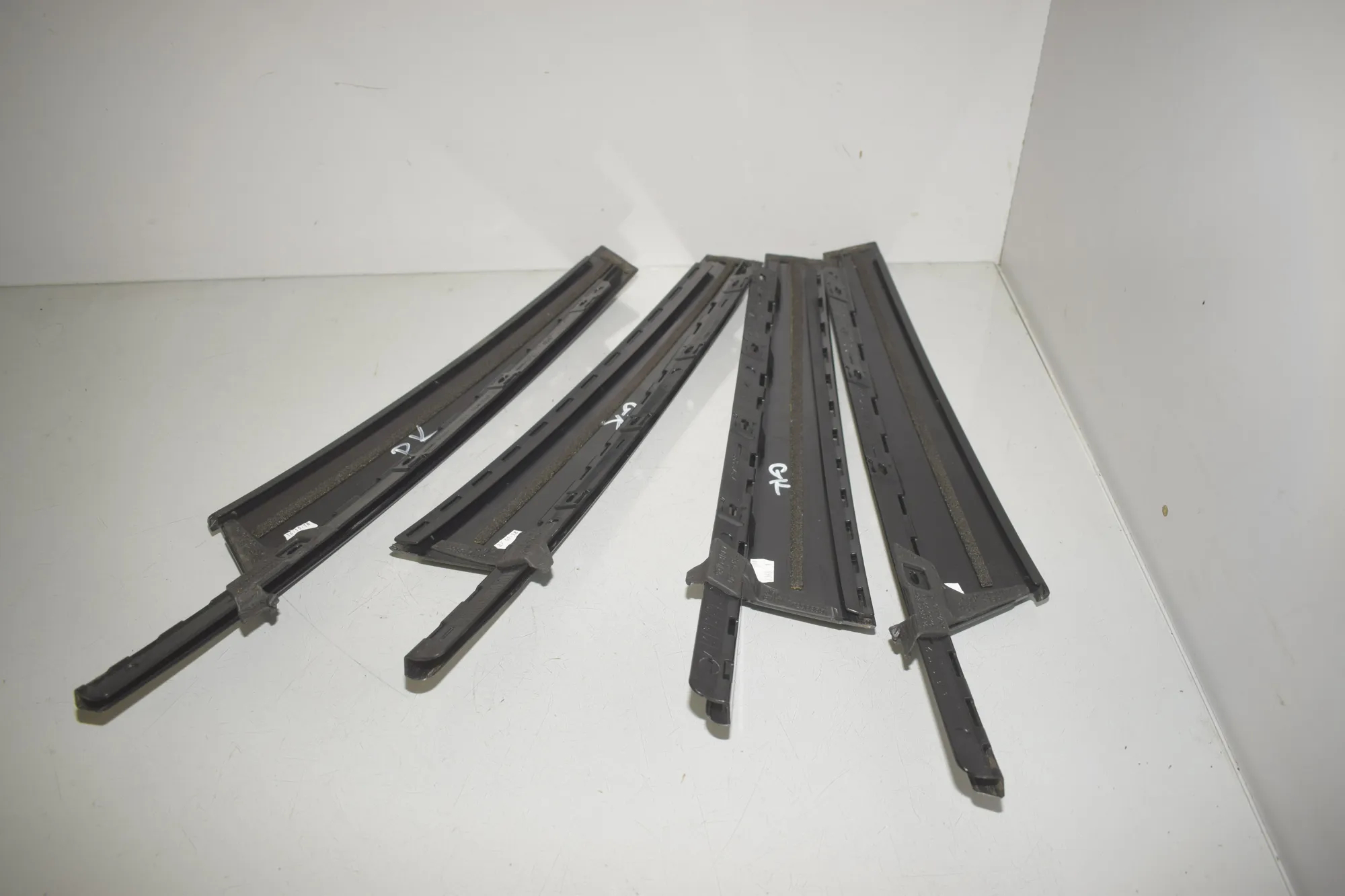 Exterior Trim Kit – OEM 7373921 · BMW 2 Active Tourer (F45) 225 xe 2018 – 3