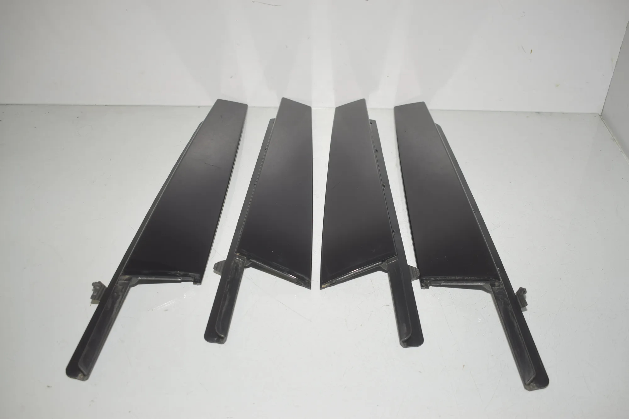 Exterior Trim Kit – OEM 7373921 · BMW 2 Active Tourer (F45) 225 xe 2018