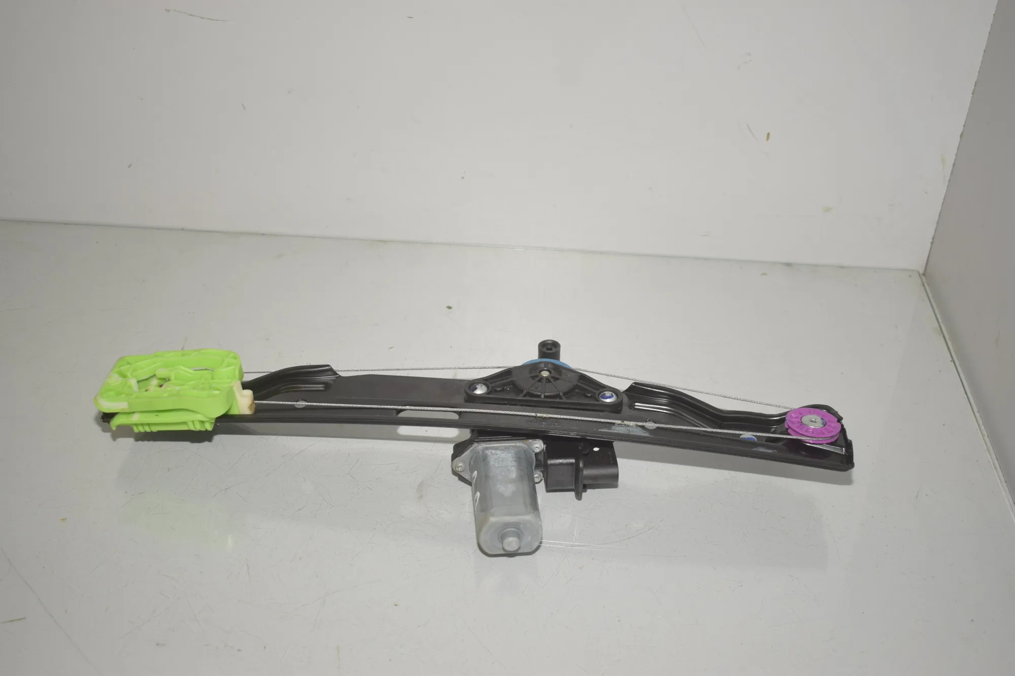 Rear Right Door Window Regulator – OEM 7463488 · BMW 2 Active Tourer (F45) 225 xe 2018 – 3