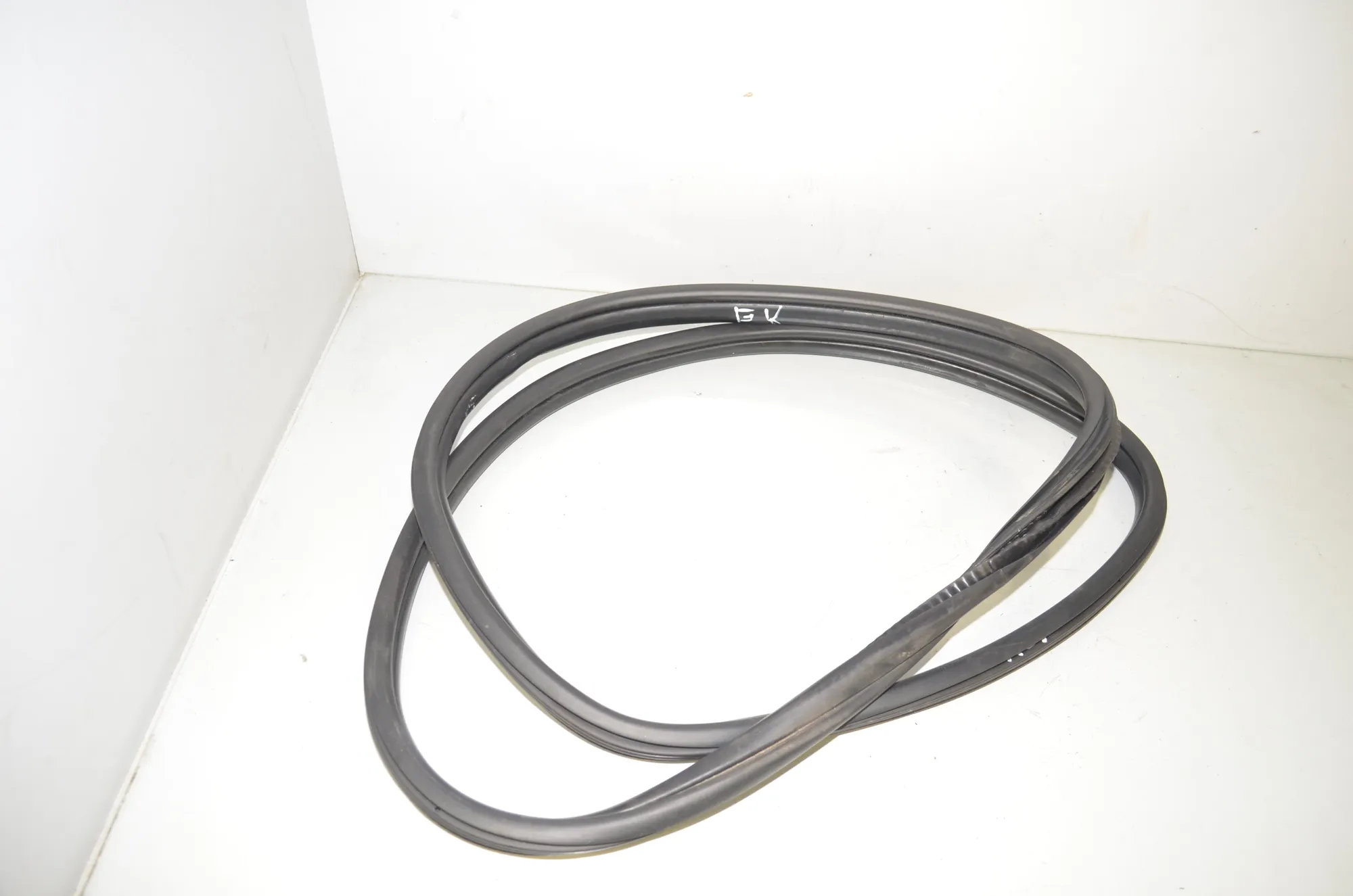 Rear Left Door Seal Rubber – OEM 7420050 · BMW 2 Active Tourer (F45) 225 xe 2018