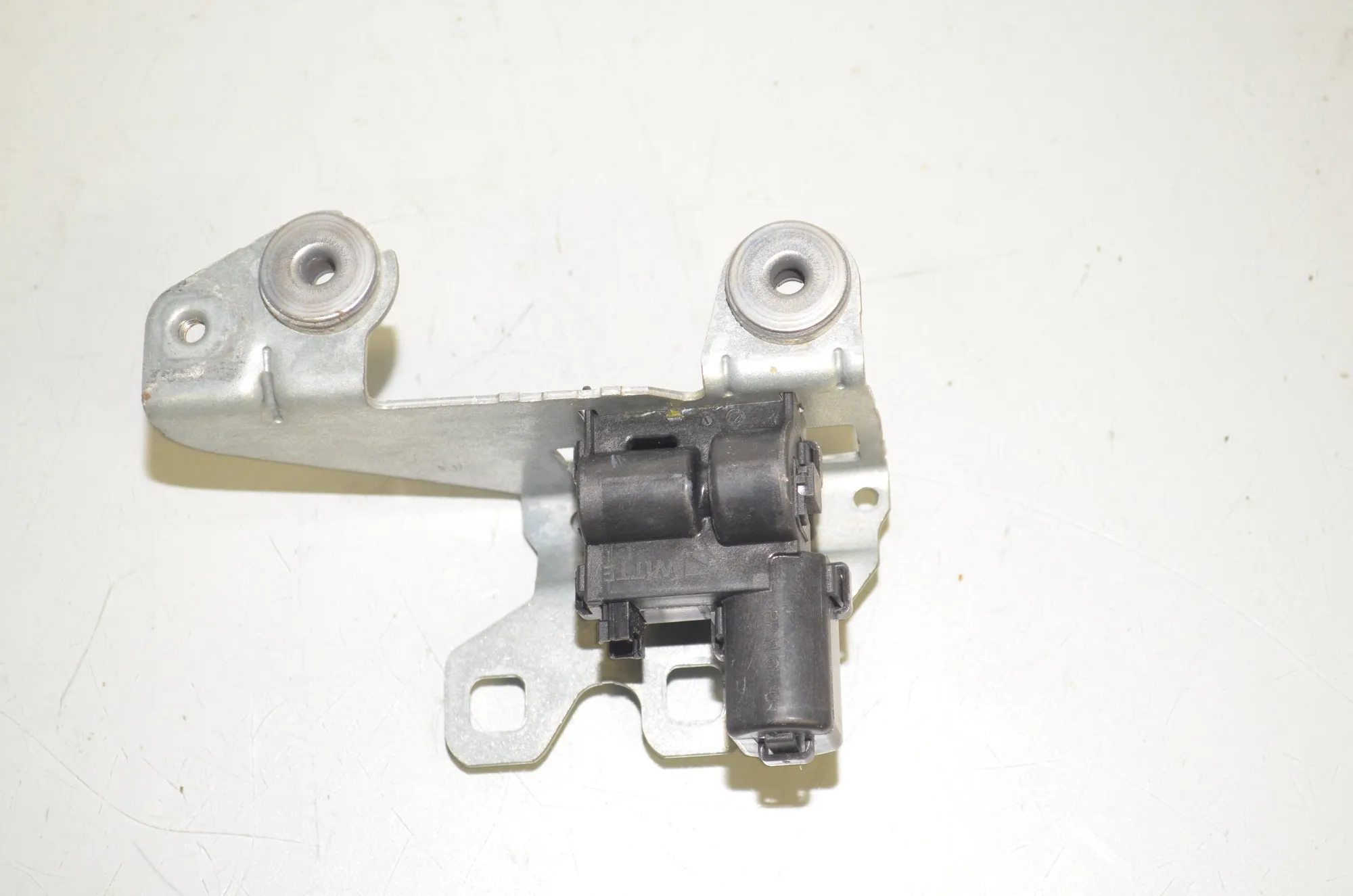 Tailgate Boot Lock – OEM 7447095 · BMW 5 Touring (G31) (2017 - -) M 550 d xDrive 2018 – 3