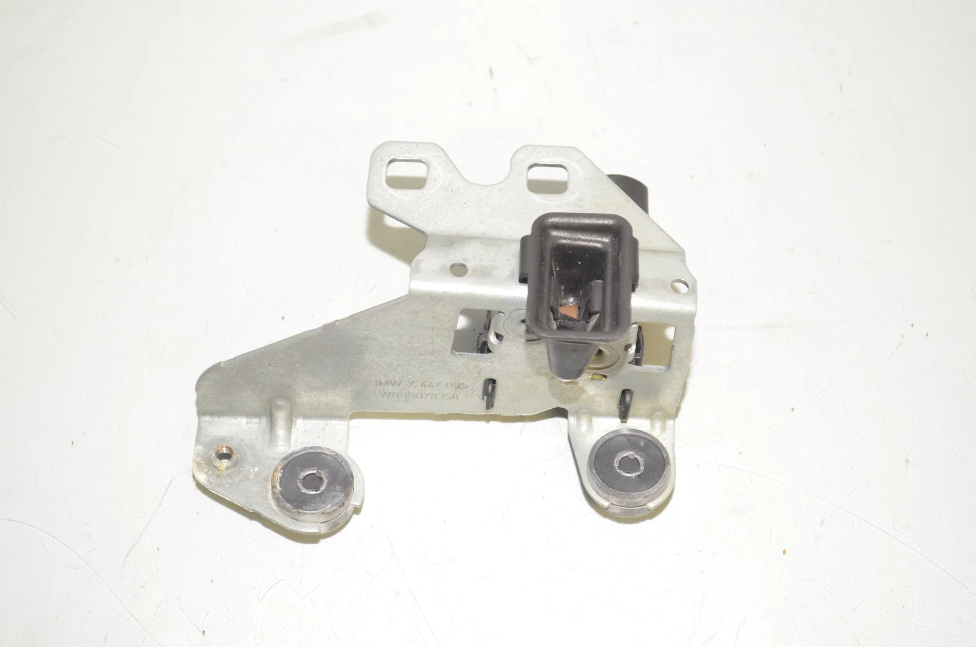 Tailgate Boot Lock – OEM 7447095 · BMW 5 Touring (G31) (2017 - -) M 550 d xDrive 2018 – 2