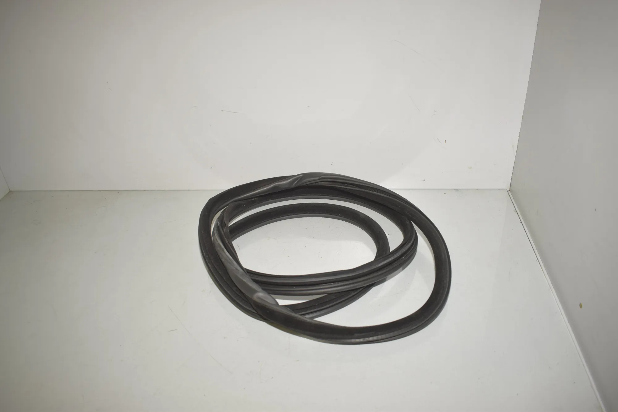 Rear Right Door Seal Rubber – OEM 7199770 · BMW 5 Touring (F11) 530 d xDrive 2013 – 2