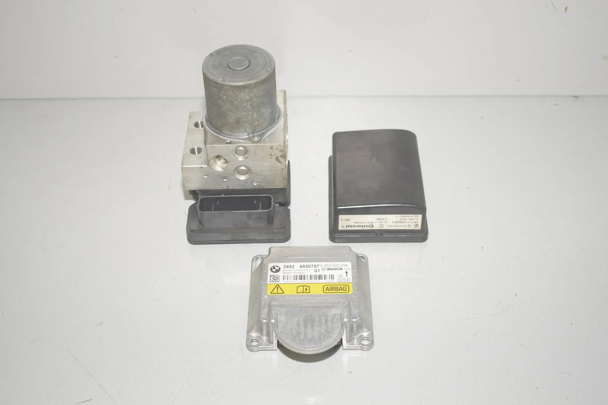 Distance Radar Sensor – OEM 6850787 · BMW 5 Touring (F11) 530 d xDrive 2013 – 2