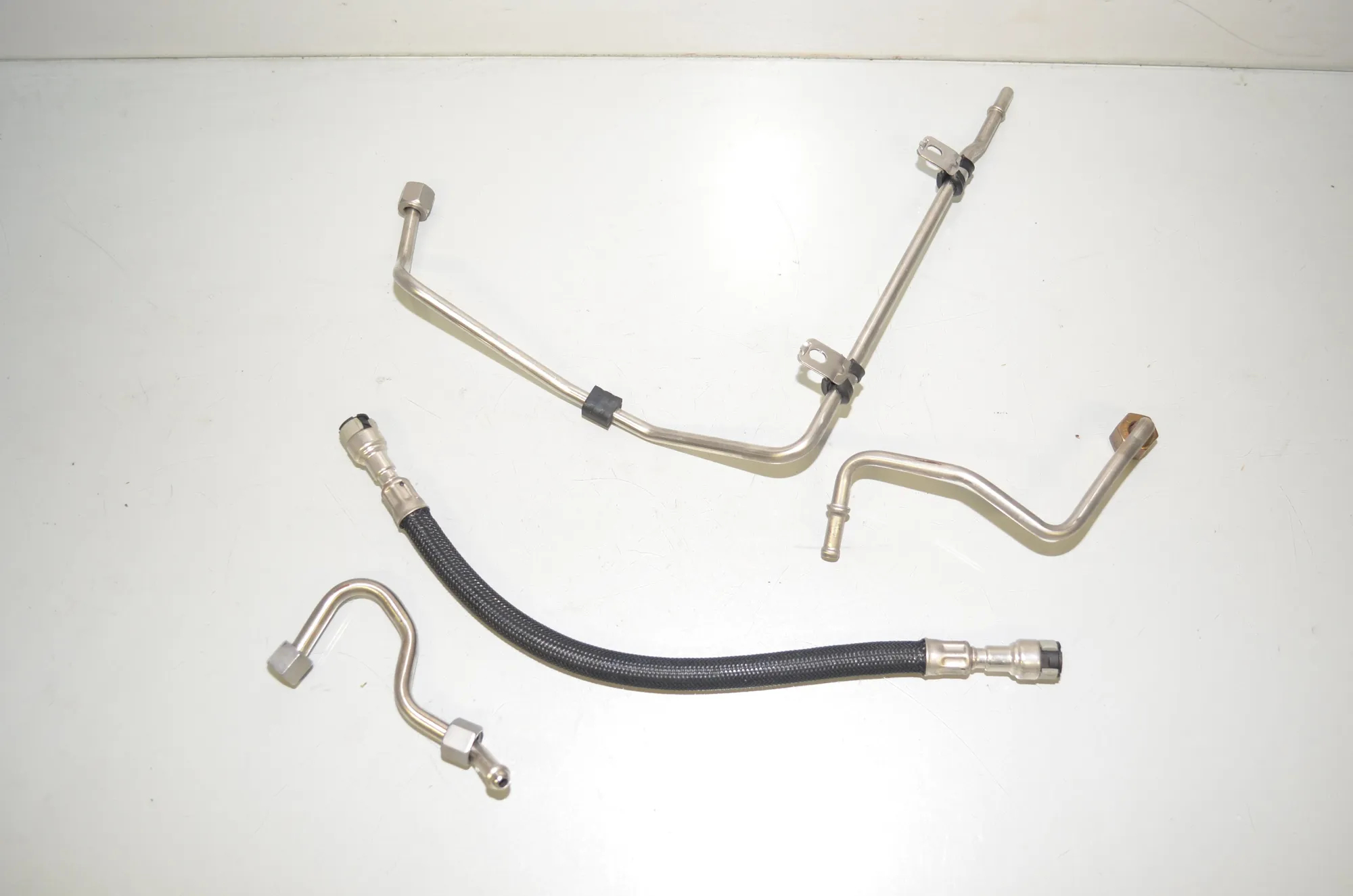 Fuel Pipe – OEM 8489570 · BMW 1 (F40) (2019 - -) (F40)118i 2020