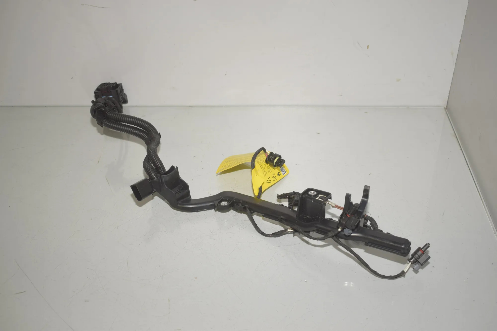 Glow Plug Wires – OEM 8678974 · BMW 1 (F40) (2019 - -) (F40)118i 2020 – 3