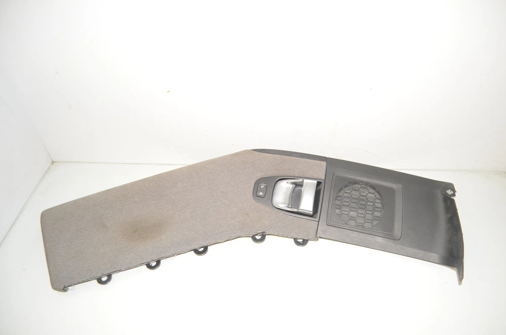 Front Left Door Panel – OEM 7303613 · BMW i3 (I01) BMW i3 (I01) Hybrid 2015 – 2