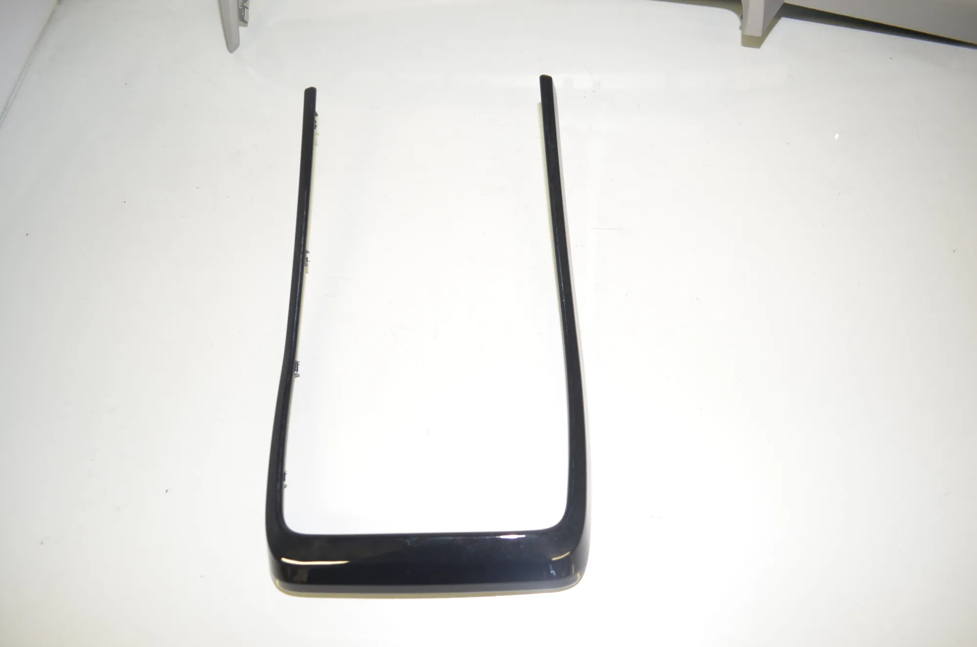 Interior Trim Strips Kit – OEM 9496113 · BMW X1 (U11) (2022 - -) BMW X1 (U11) sDrive 18 i 2024 – 12