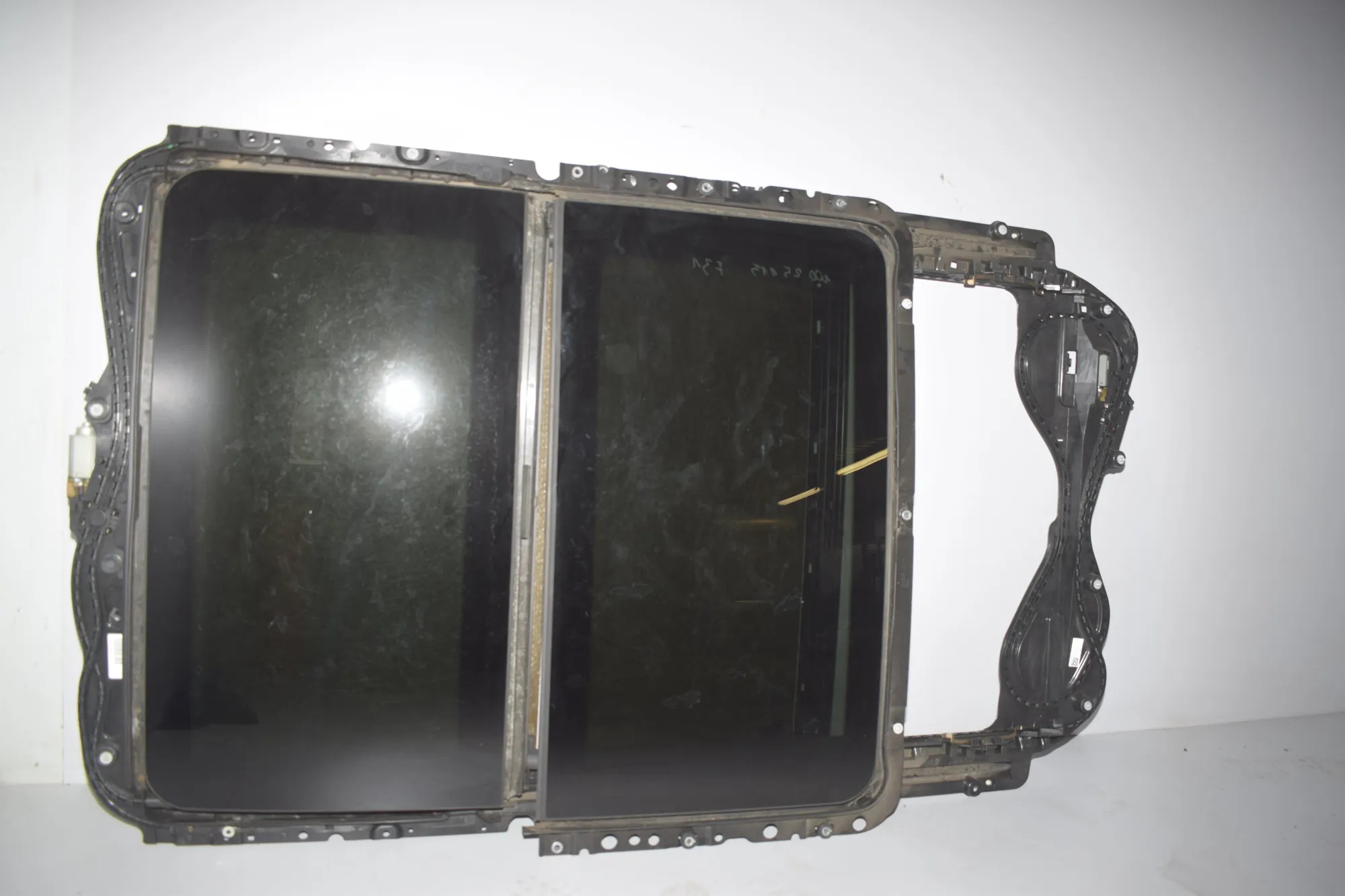 Sunroof – OEM 7342869 · BMW 3 Touring (F31) 330 d 2013 – 7
