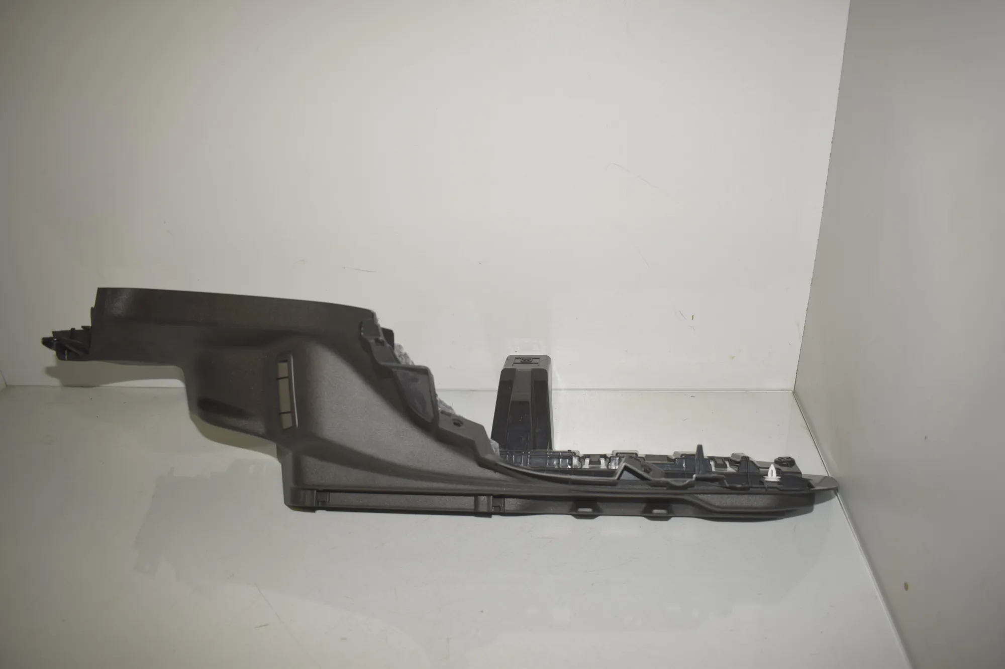 Other Interior Parts – OEM 9462434 · BMW X1 (U11) (2022 - -) BMW X1 (U11) sDrive 18 i 2024 – 2