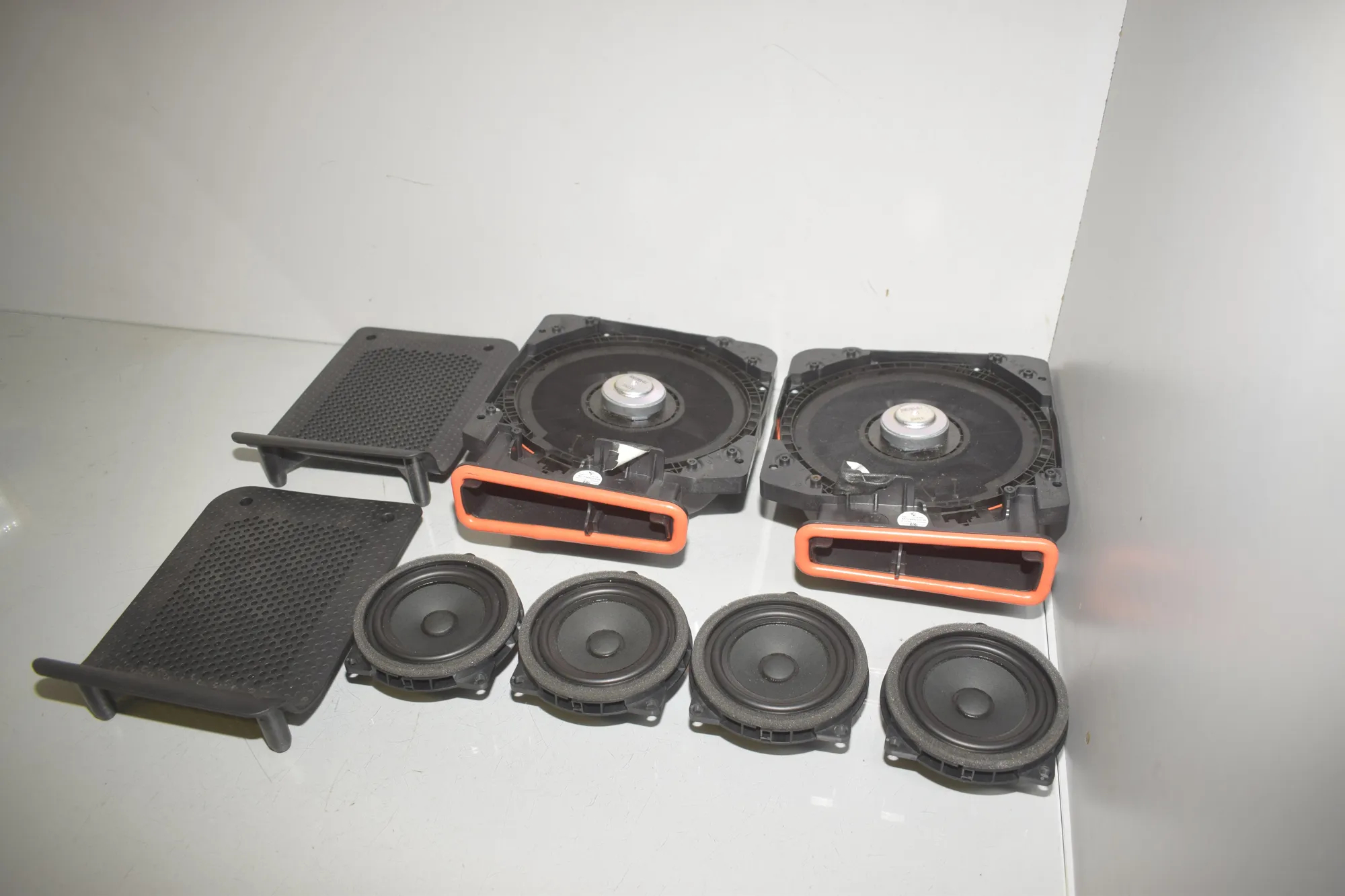 Sound Audio System Set – OEM 9442222 · BMW X1 (U11) (2022 - -) BMW X1 (U11) sDrive 18 i 2024 – 4