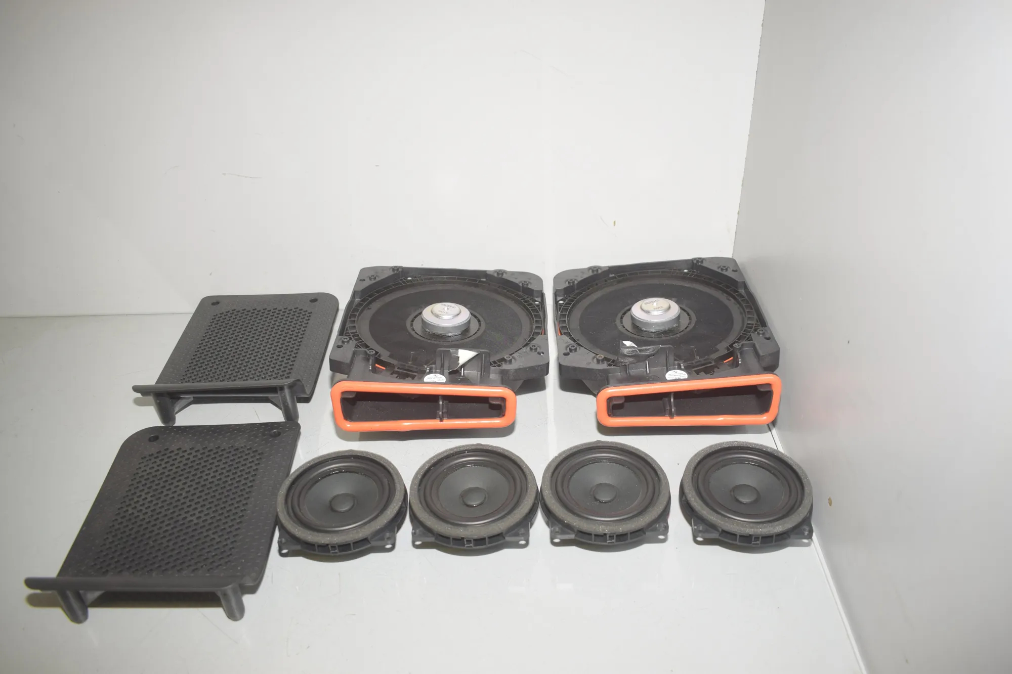 Sound Audio System Set – OEM 9442222 · BMW X1 (U11) (2022 - -) BMW X1 (U11) sDrive 18 i 2024
