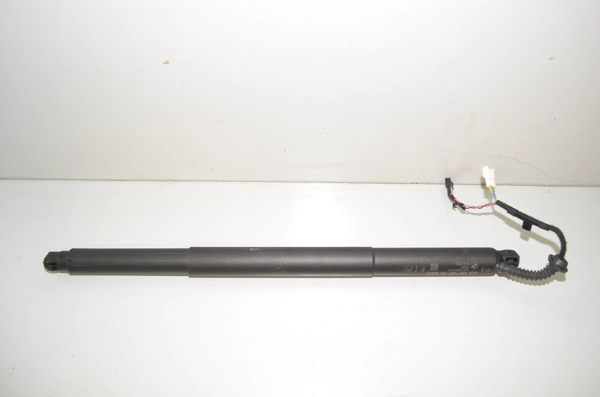 Electric Tailgate Opening Kit – OEM 5A74B11 · BMW X1 (U11) (2022 - -) BMW X1 (U11) sDrive 18 i 2024 – 12