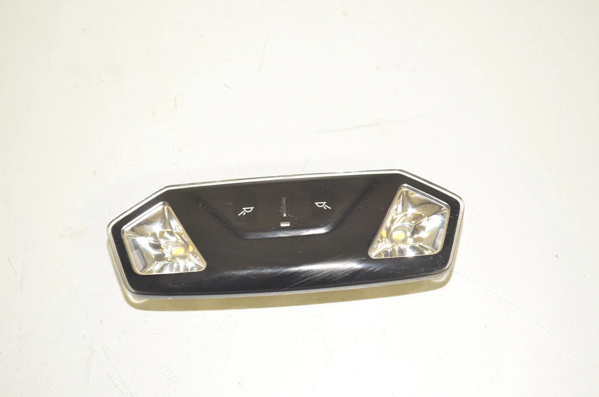 Interior Lighting – OEM 5A79599 · BMW X1 (U11) (2022 - -) BMW X1 (U11) sDrive 18 i 2024 – 2