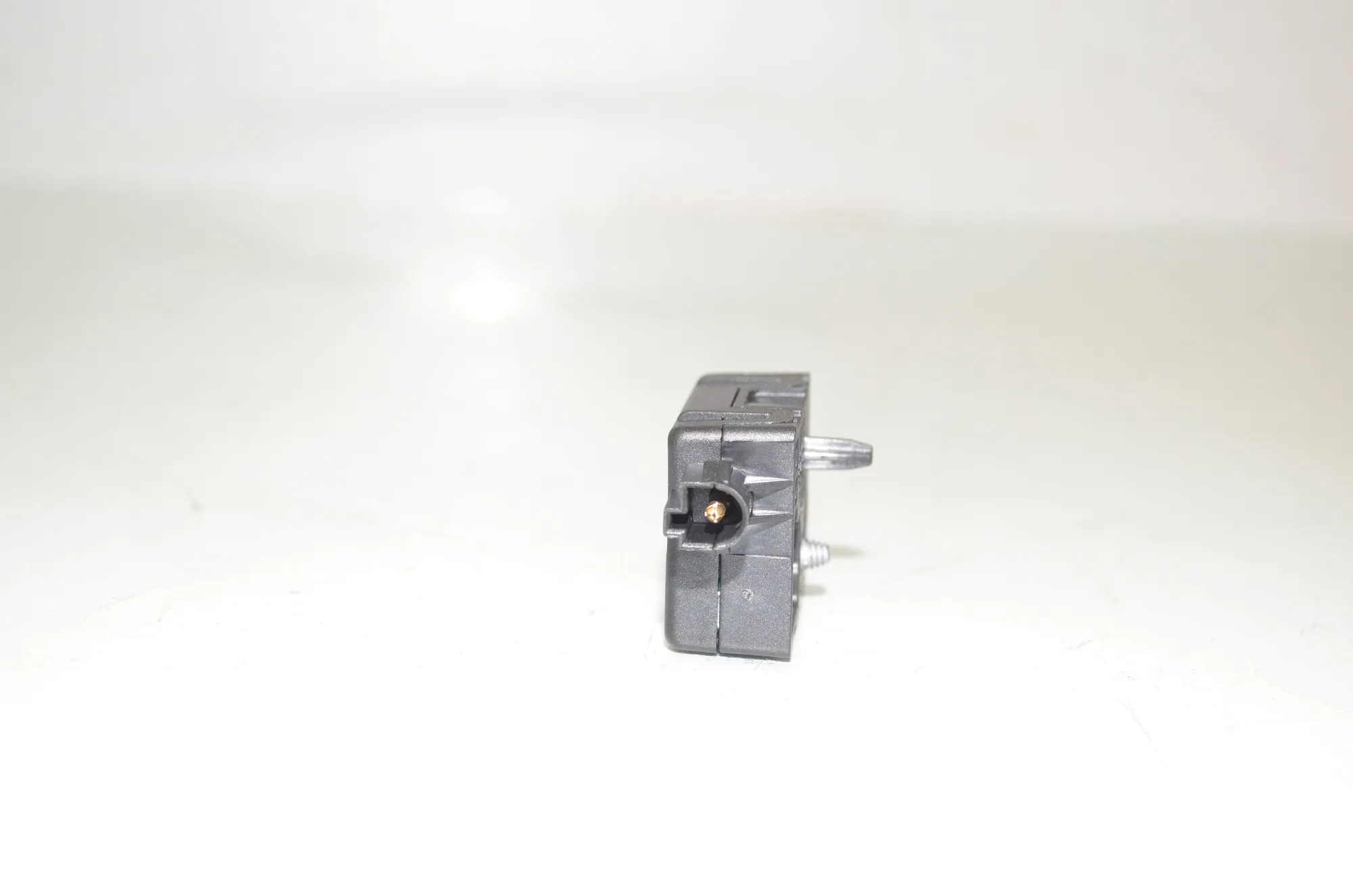 Antenna Amplifier – OEM 9442274 · BMW X1 (U11) (2022 - -) BMW X1 (U11) sDrive 18 i 2024 – 2