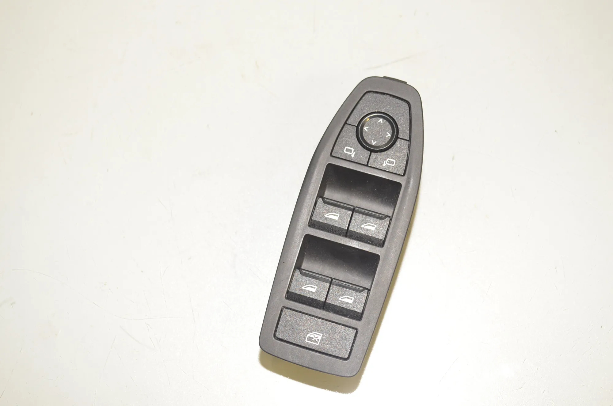 Front Right Door Window Switch – OEM 5A7CB15 · BMW X1 (U11) (2022 - -) BMW X1 (U11) sDrive 18 i 2024
