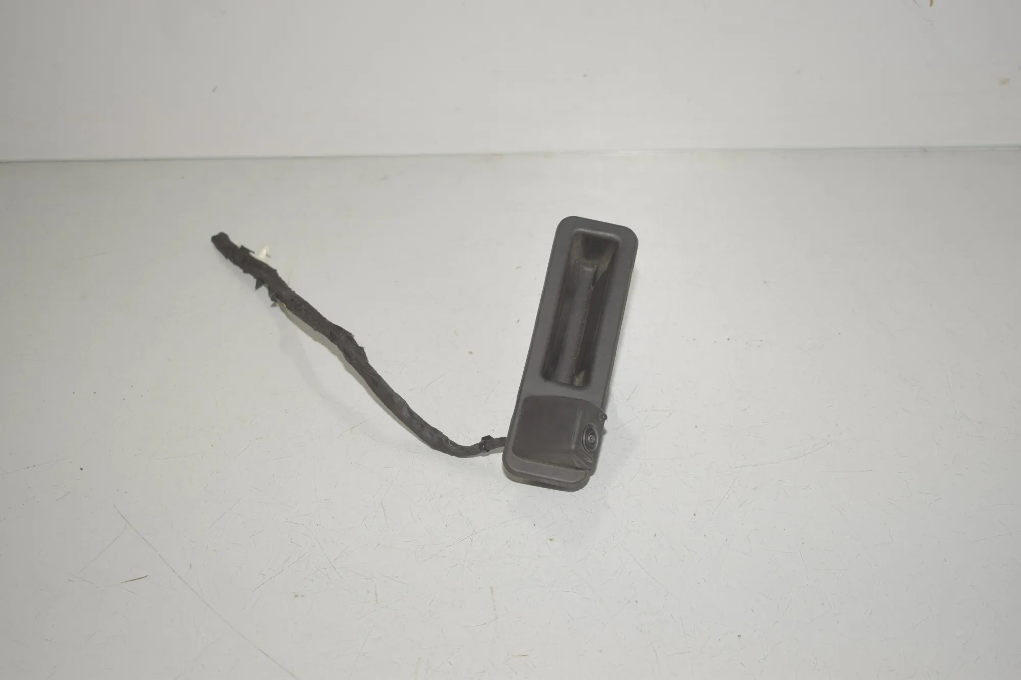 Rear View Camera – OEM 8494246 · BMW X1 (U11) (2022 - -) BMW X1 (U11) sDrive 18 i 2024 – 2