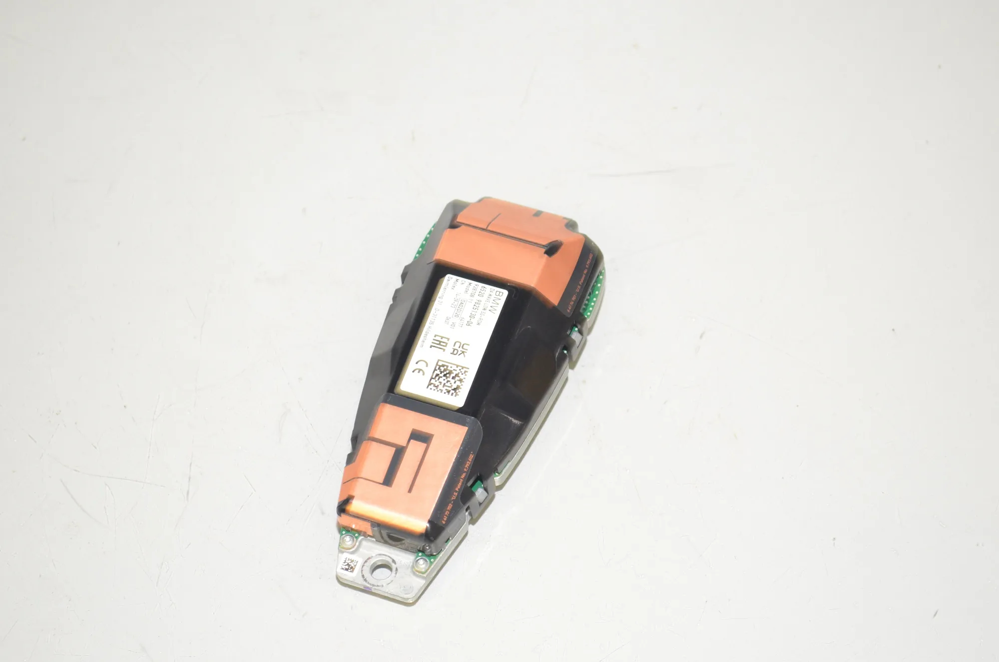Antenna – OEM 9825130 · BMW X1 (U11) (2022 - -) BMW X1 (U11) sDrive 18 i 2024 – 2