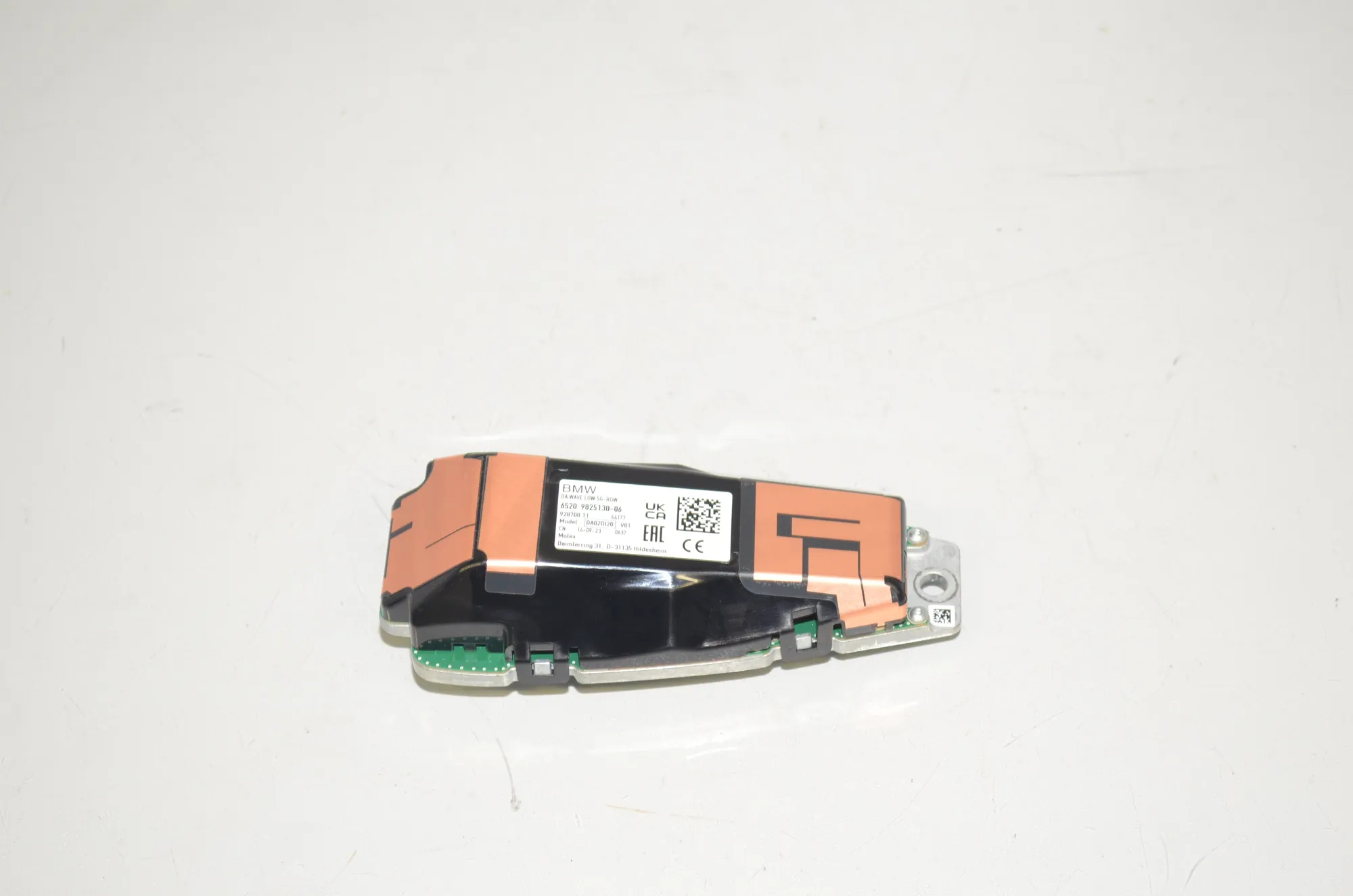 Antenna – OEM 9825130 · BMW X1 (U11) (2022 - -) BMW X1 (U11) sDrive 18 i 2024